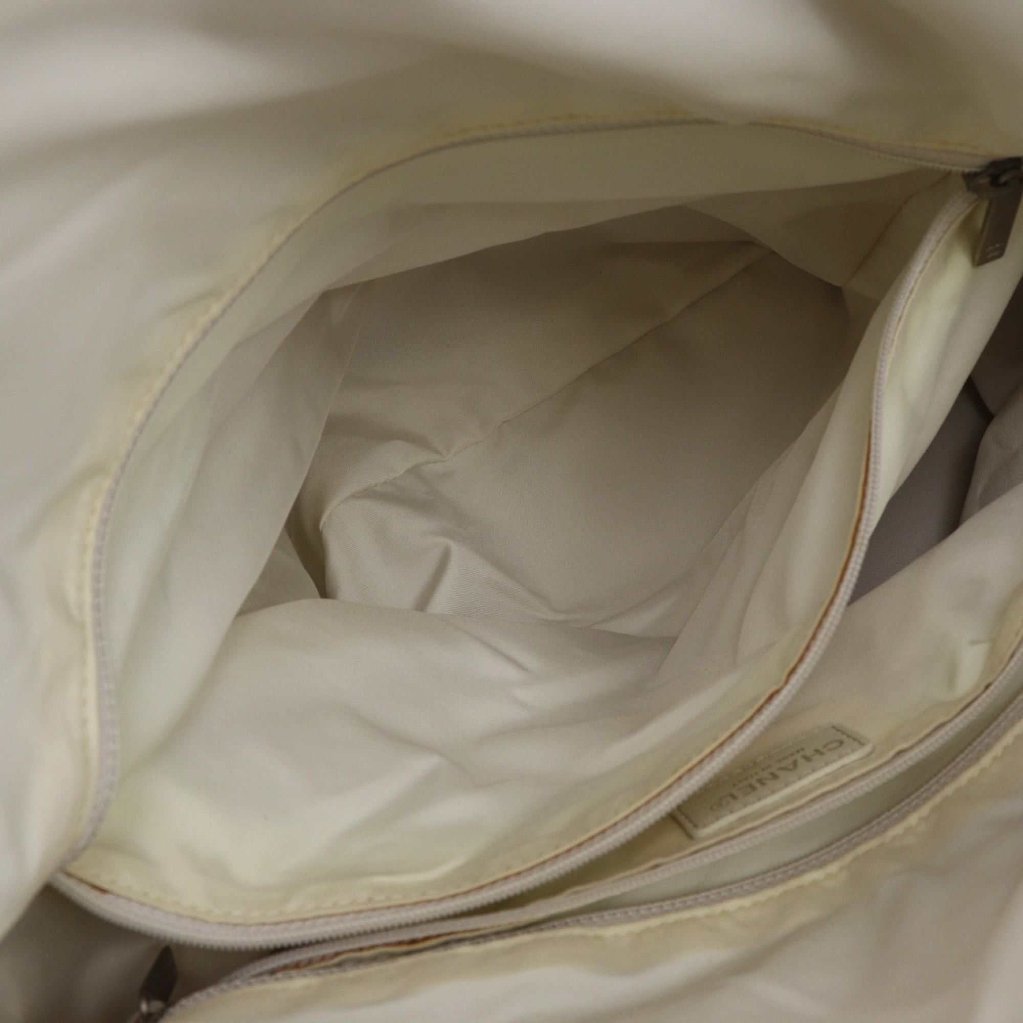 Chanel Chanel New Travel Line Boston Bag A15966 Nylon Canvas Beige A4 Women's Size ONE SIZE - 7 Thumbnail