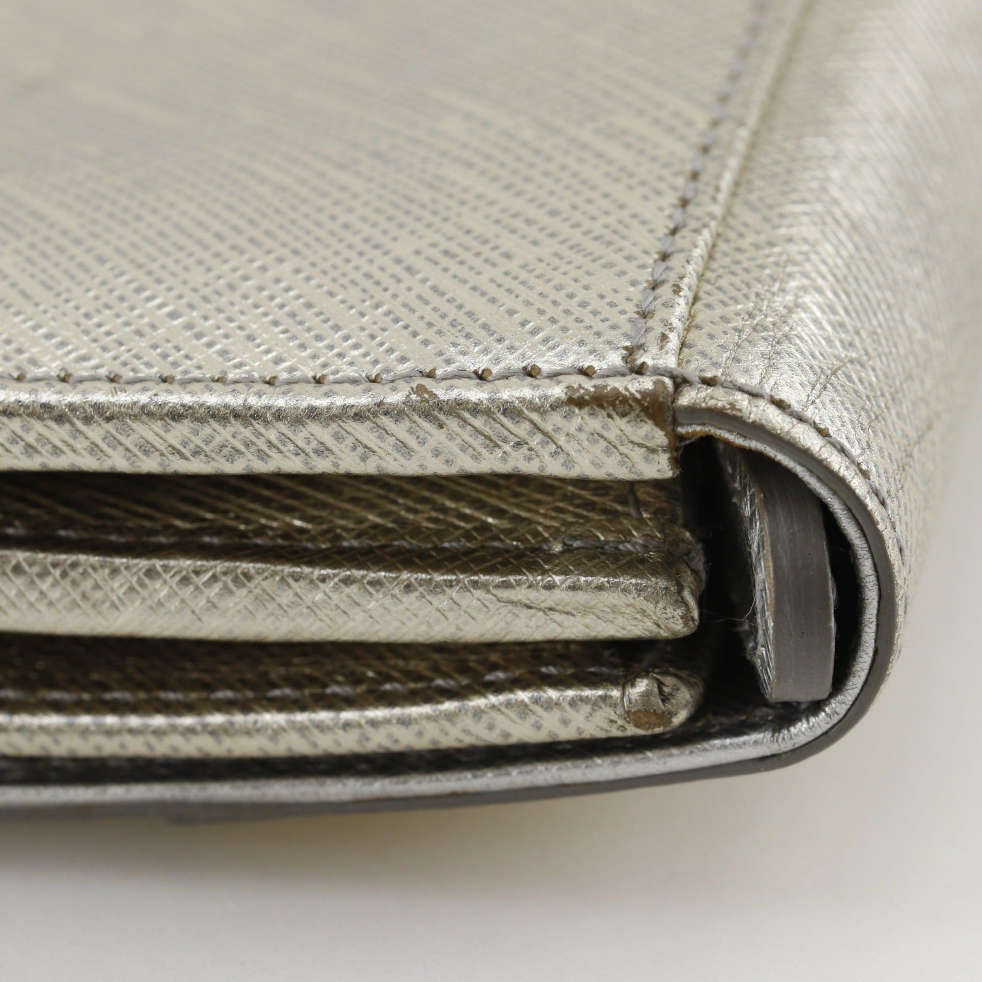 Salvatore Ferragamo Salvatore Ferragamo Vara Ribbon Long Wallet JP-22-C493 Leather Silver Snap Button Women's Size ONE SIZE - 13 Thumbnail