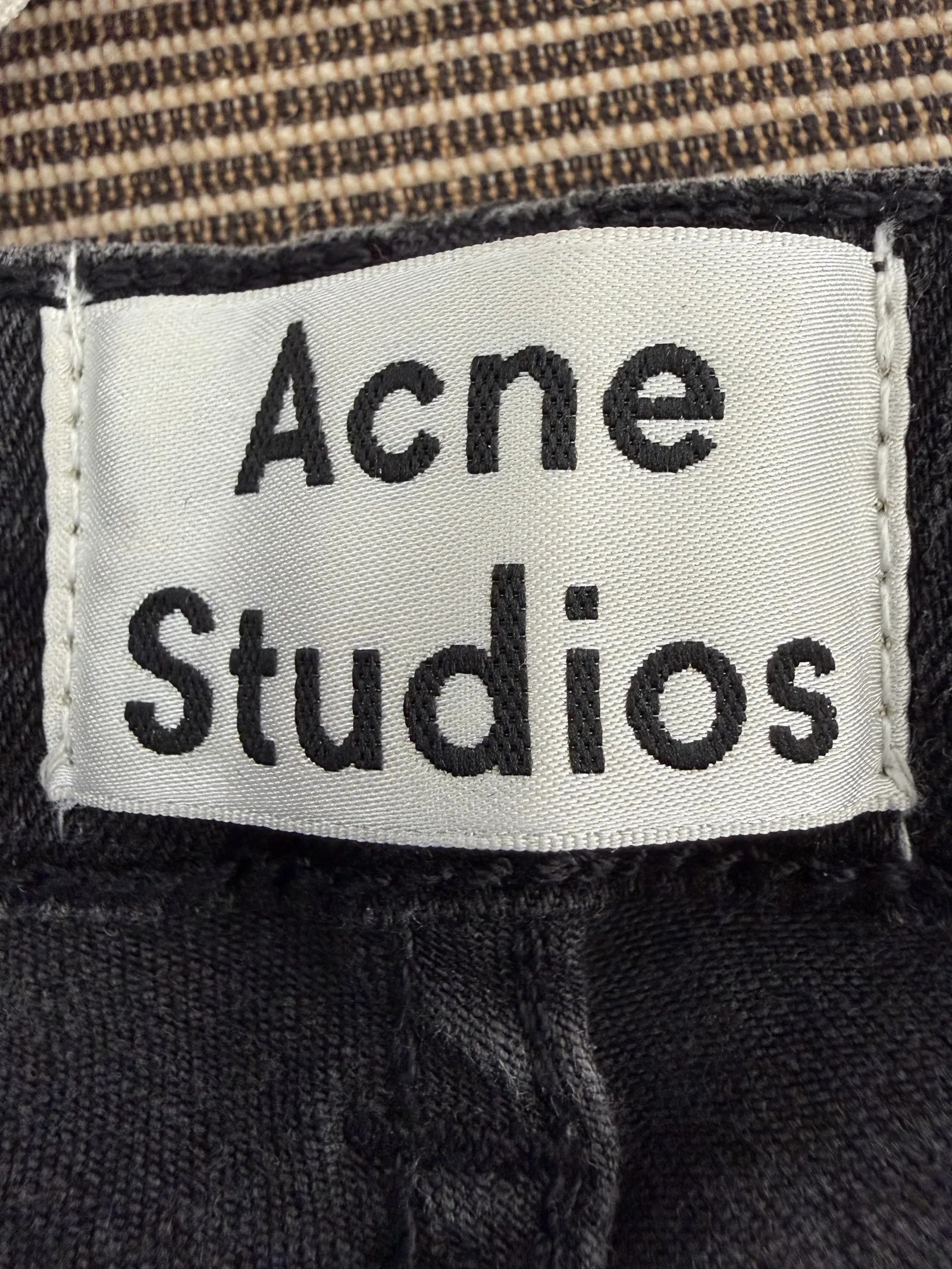 Acne Studios Acne Studios Pin Used Black Jeans Size 32" / US 10 / IT 46 - 2 Thumbnail