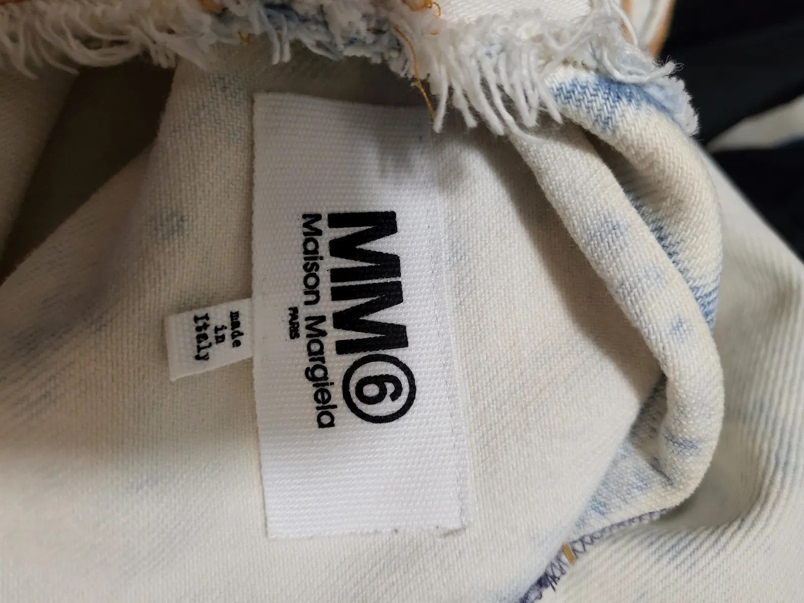 Maison Margiela Maison Margiela Bleached Denim Short Sleeve T-shirt Size M / US 6-8 / IT 42-44 - 3 Thumbnail