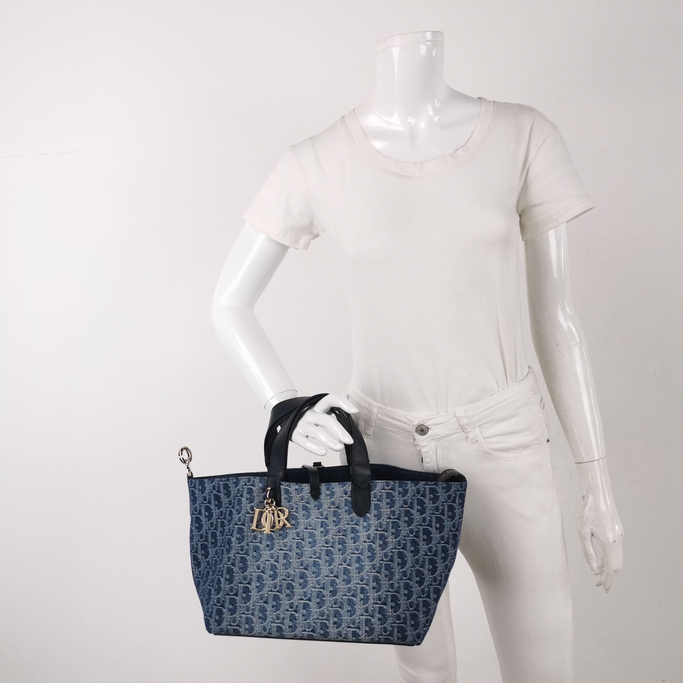 Dior Dior Women os Tote Bags Size ONE SIZE - 2 Thumbnail