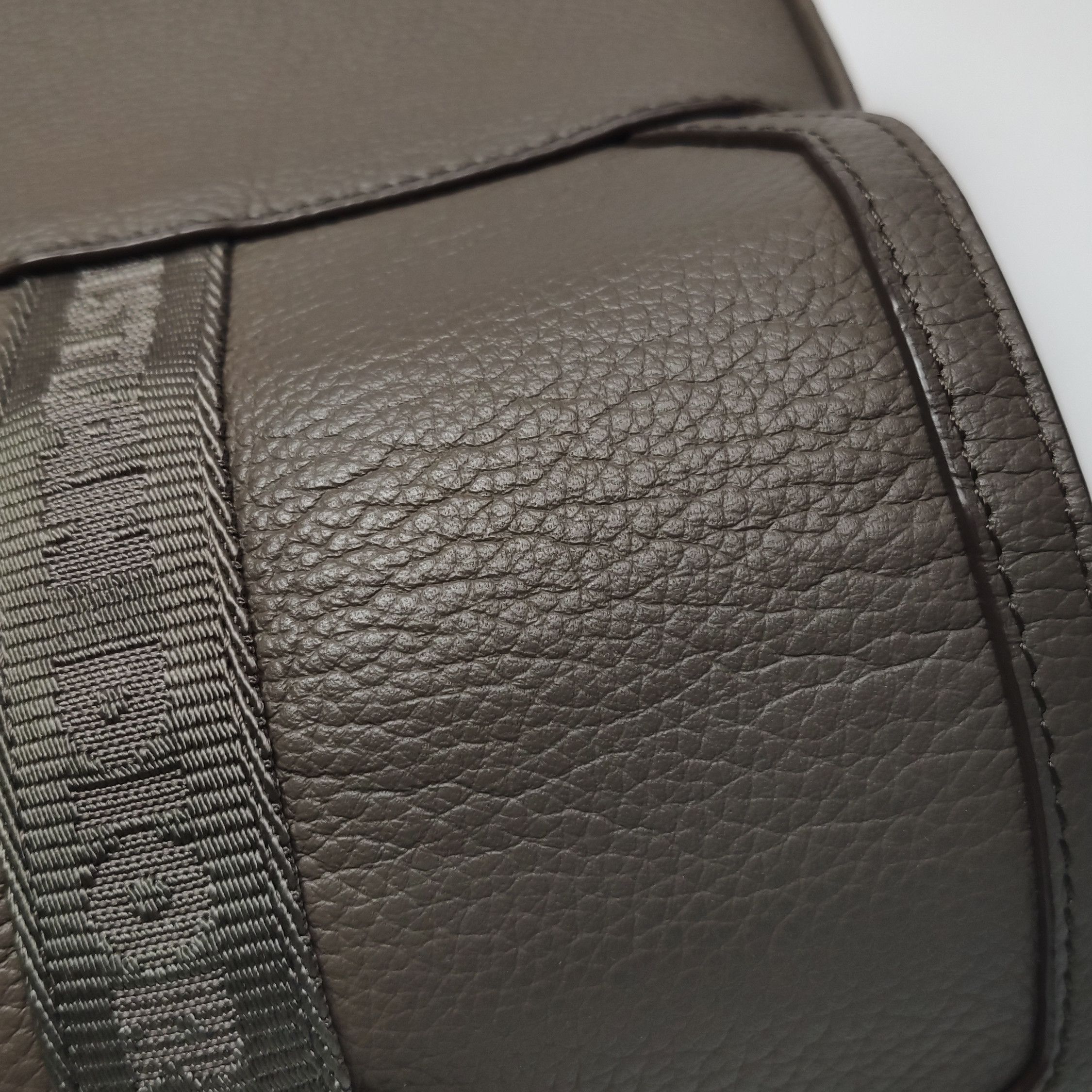Dior Dior Women os Shoulder Bags Size ONE SIZE - 18 Thumbnail