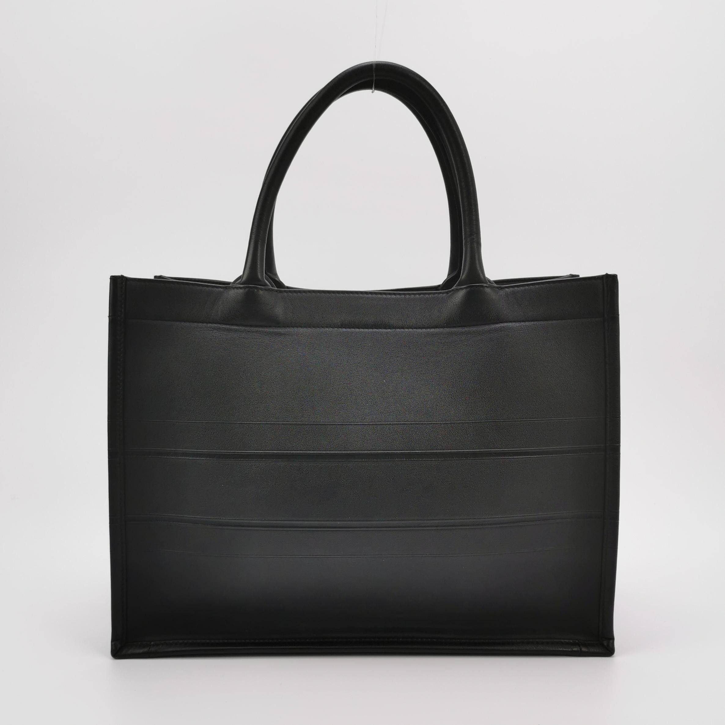 Dior Dior Women os Tote Bags Size ONE SIZE - 5 Thumbnail