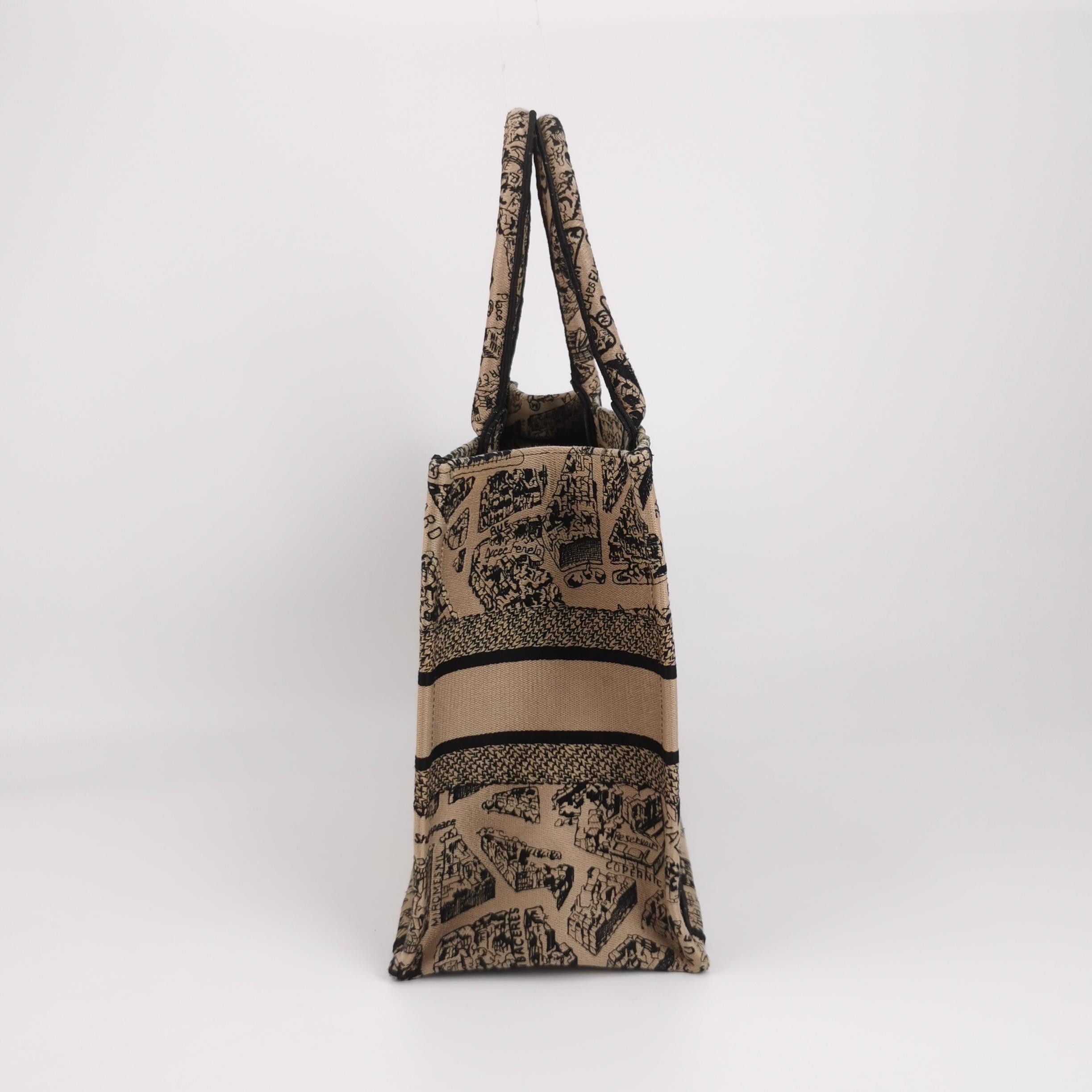 Dior Dior Women os Tote Bags Size ONE SIZE - 4 Thumbnail
