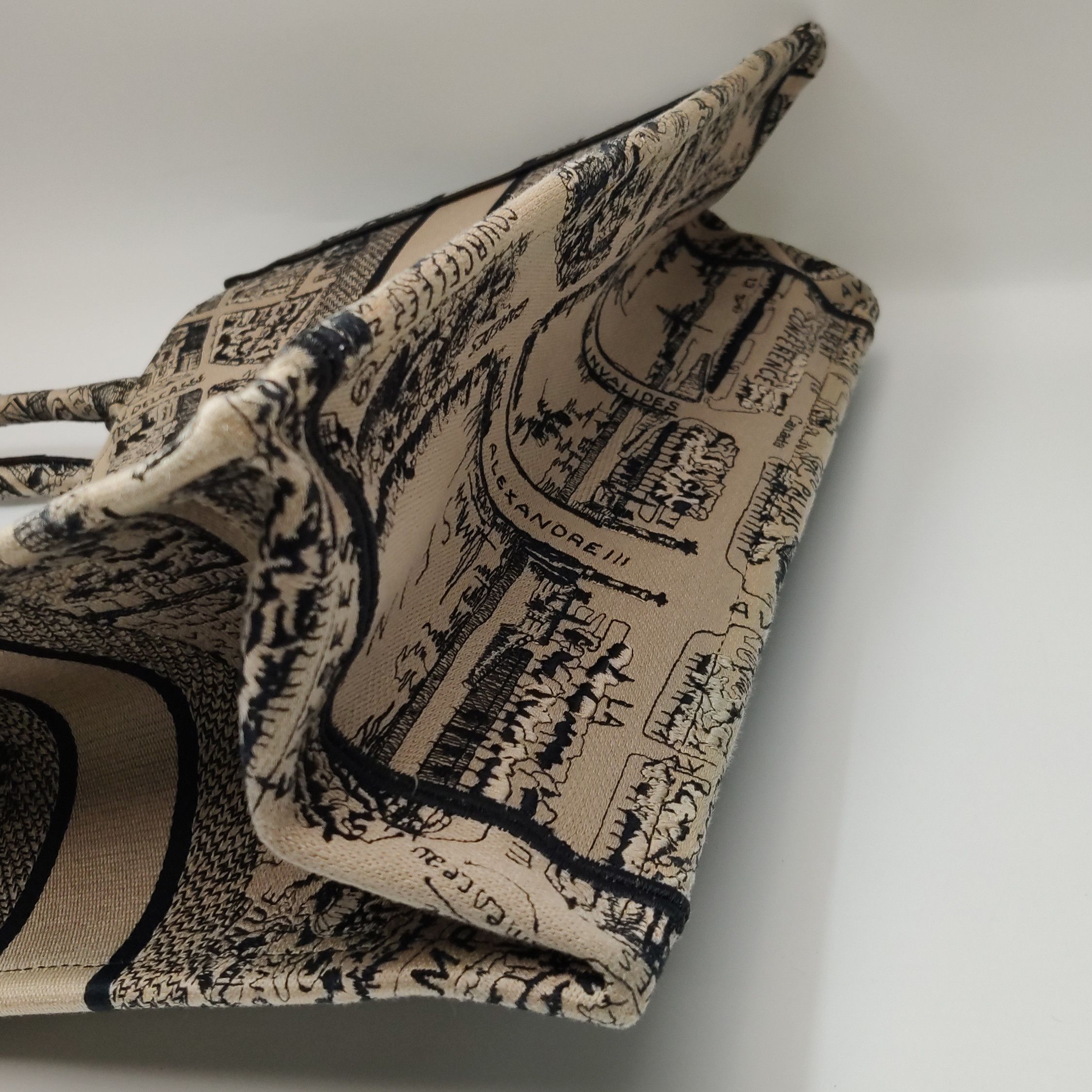 Dior Dior Women os Tote Bags Size ONE SIZE - 17 Thumbnail