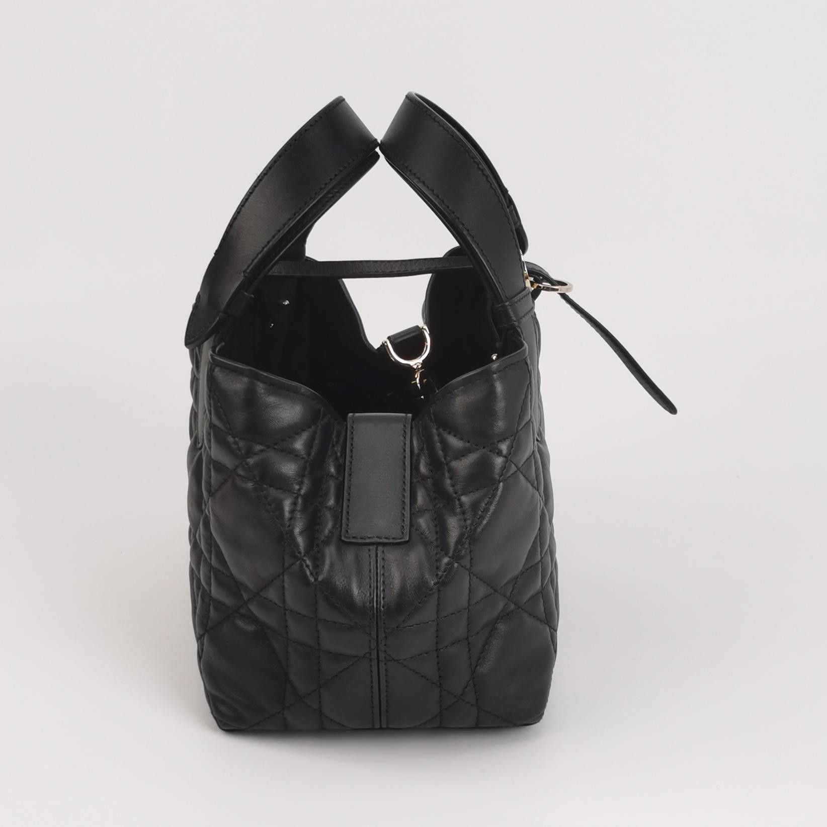 Dior Dior Women os Tote Bags Size ONE SIZE - 3 Thumbnail