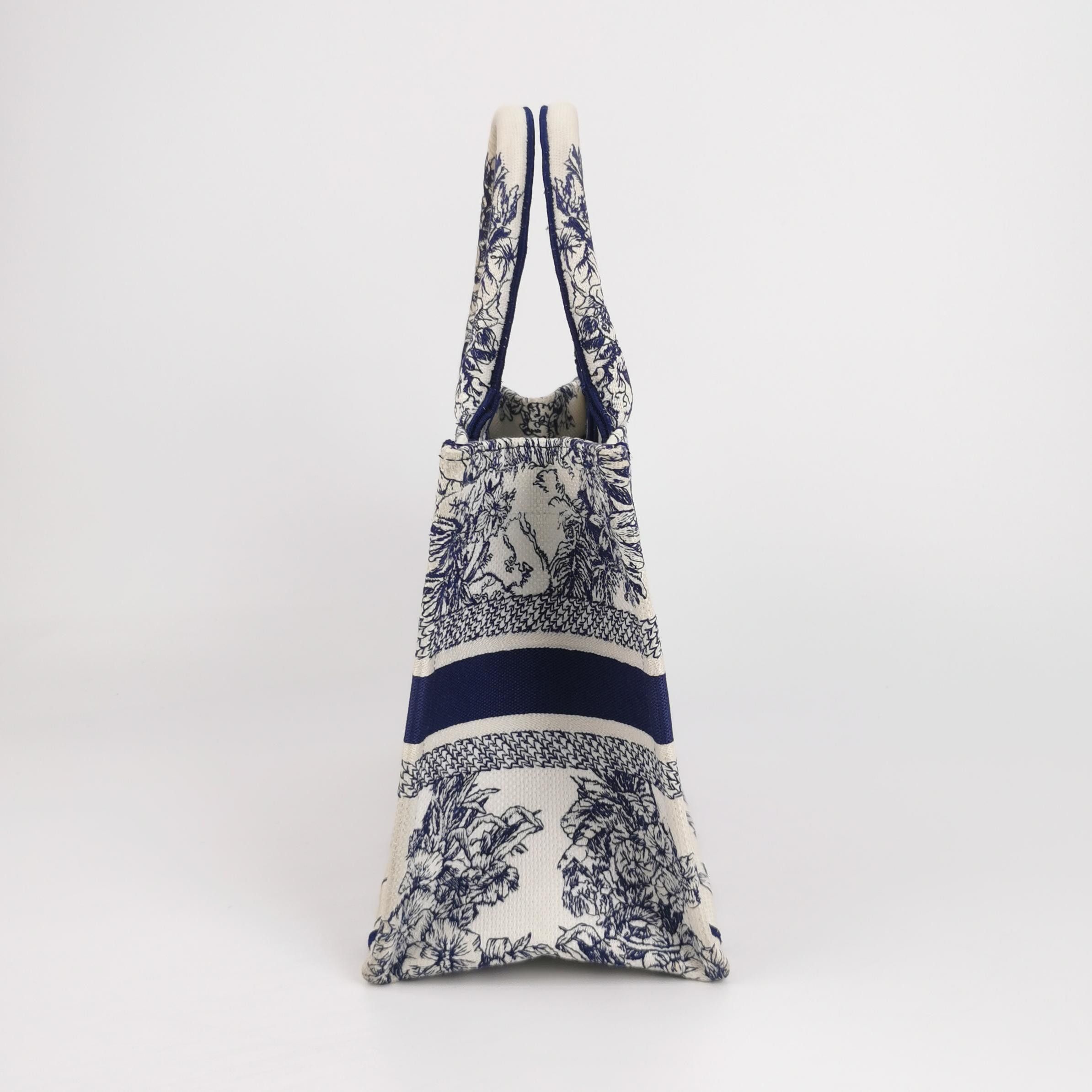Dior Dior Women os Tote Bags Size ONE SIZE - 3 Thumbnail