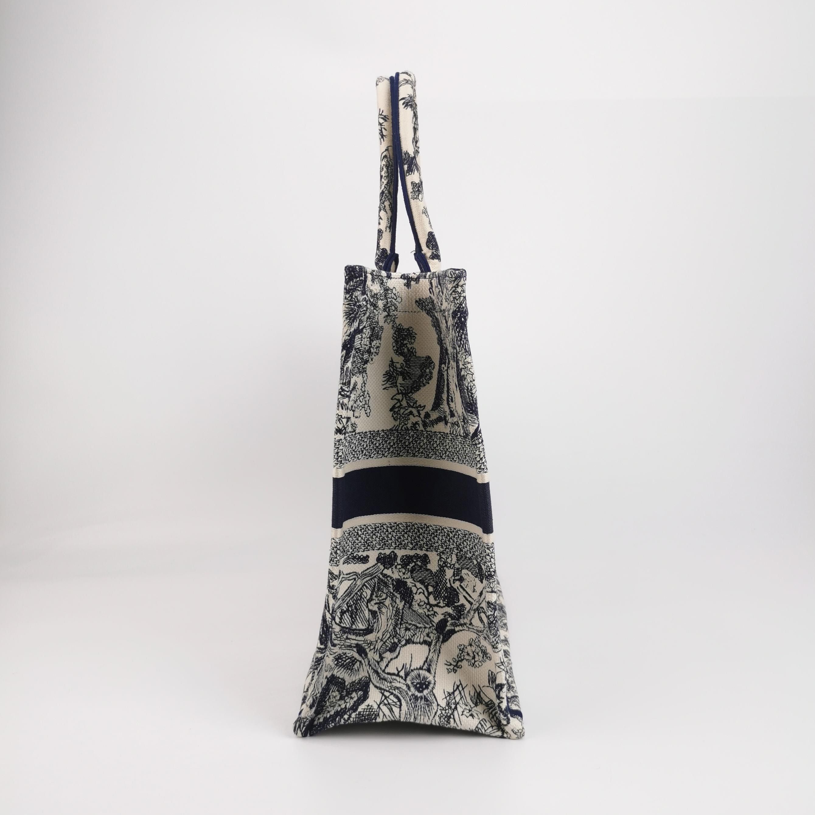 Dior Dior Women os Tote Bags Size ONE SIZE - 3 Thumbnail
