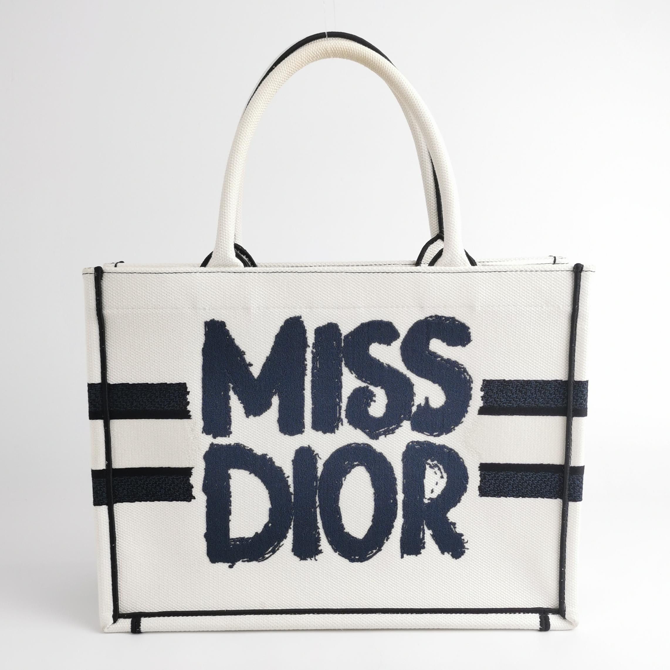 Dior Dior Women os Tote Bags Size ONE SIZE - 5 Thumbnail