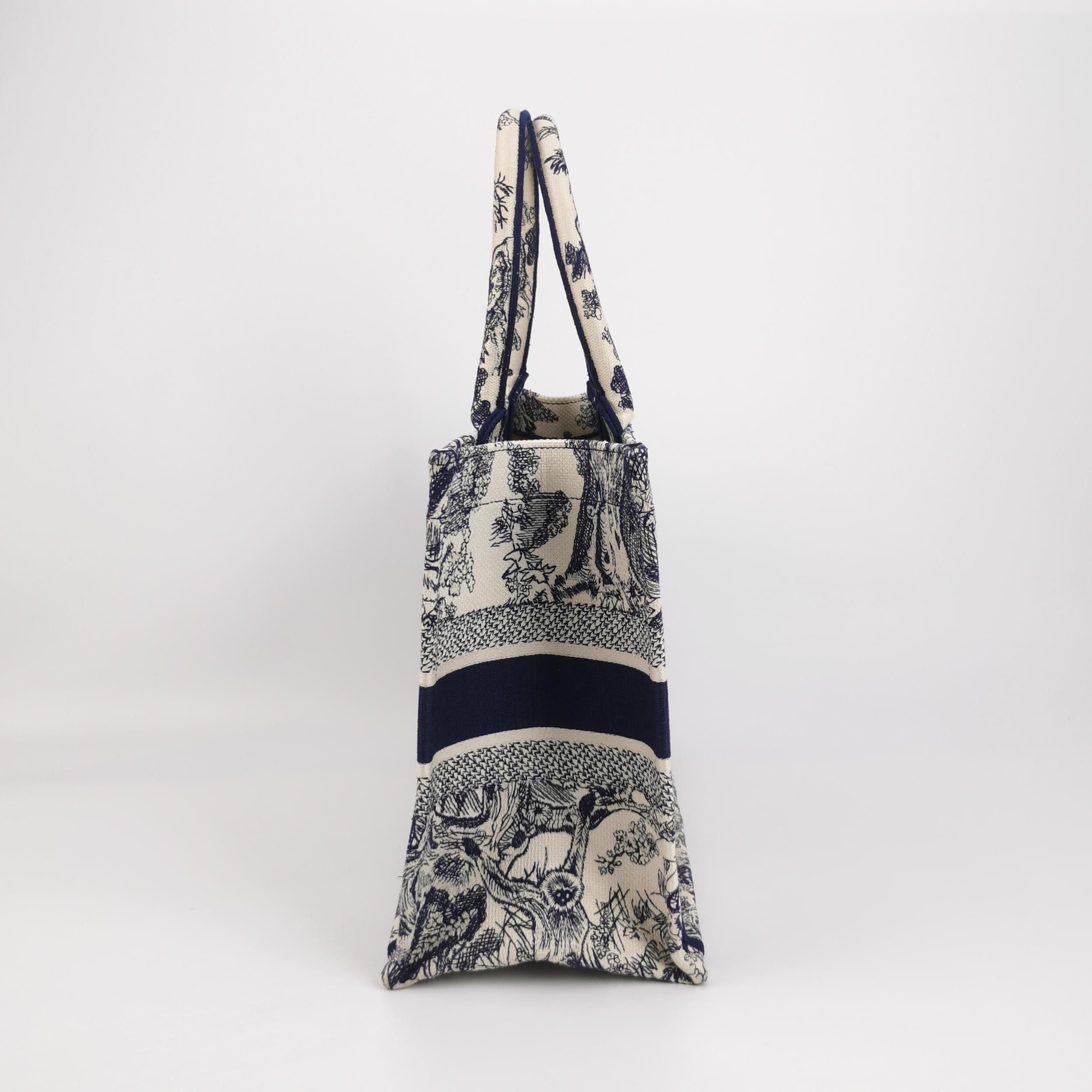 Dior Dior Women os Tote Bags Size ONE SIZE - 4 Thumbnail