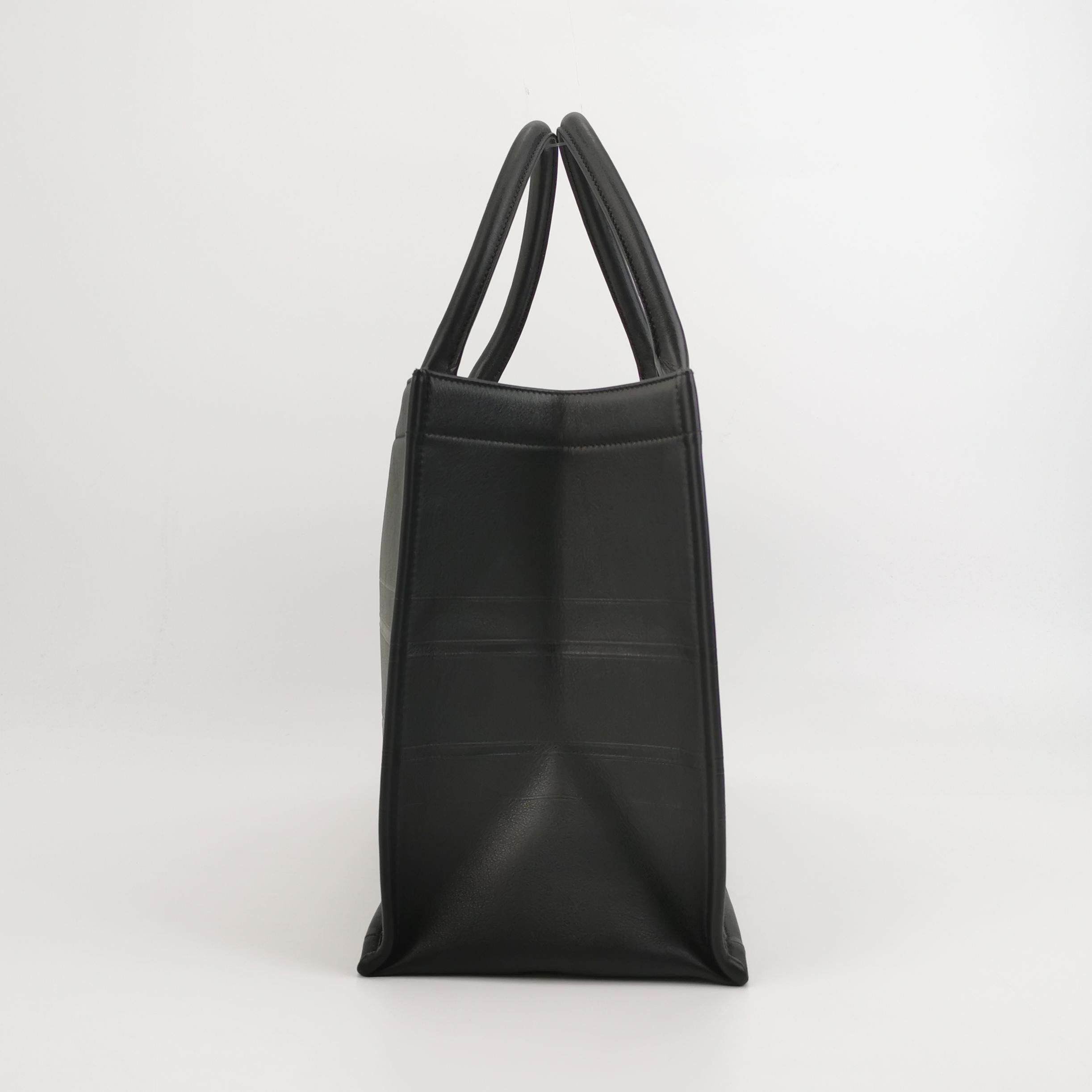 Dior Dior Women os Tote Bags Size ONE SIZE - 4 Thumbnail