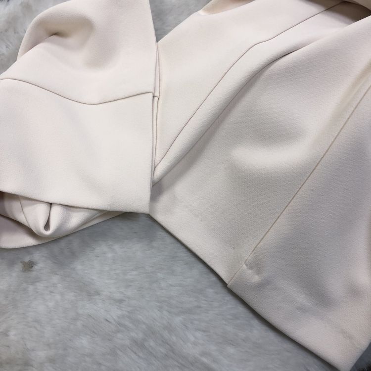 Pinko Pinko Beige Suit Blazer Set 42 Size M / US 6-8 / IT 42-44 - 10 Thumbnail