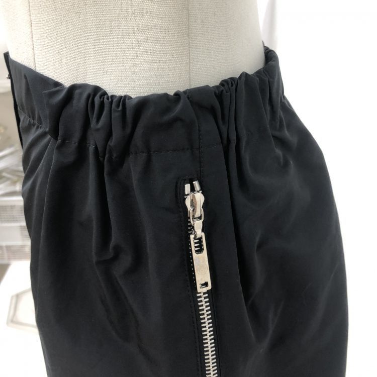 Louis Vuitton Louis Vuitton Logo Patch Shorts Size 36 Size 25" / US 0 / IT 36 - 7 Thumbnail