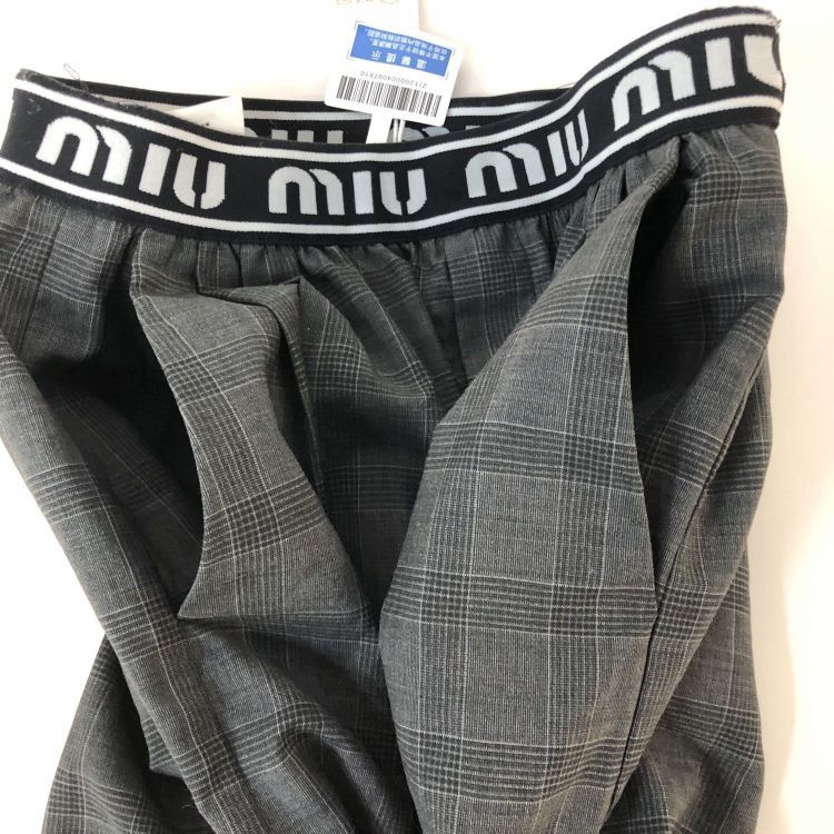 Miu Miu Miu Miu Plaid Logo Elastic Shorts Size 40 Size 27" / US 4 / IT 40 - 9 Thumbnail