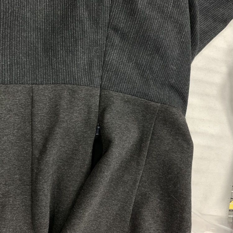Weekend Max Mara Weekend Max Mara Pinstripe Wool Midi Dress Size 38 Size XS / US 0-2 / IT 36-38 - 7 Thumbnail