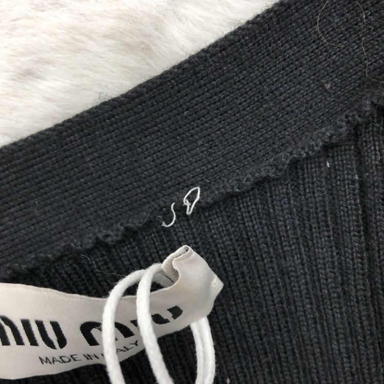 Miu Miu Miu Miu Crystal Embellished Ribbed Cardigan Size 38 Size XS / US 0-2 / IT 36-38 - 11 Thumbnail