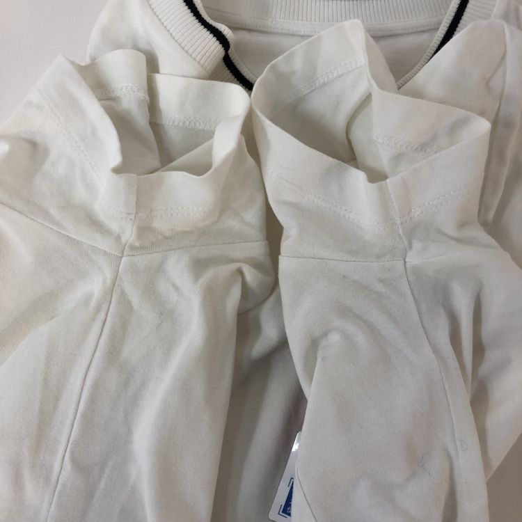 Miu Miu Miu Miu Embellished Pocket T-Shirt Size S Size S / US 4 / IT 40 - 11 Thumbnail