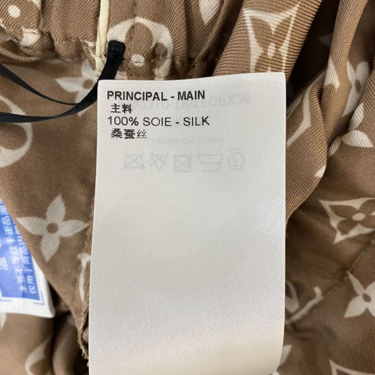 Louis Vuitton Louis Vuitton Monogram Silk Pants Size 38 Size 26" / US 2 / IT 38 - 4 Thumbnail