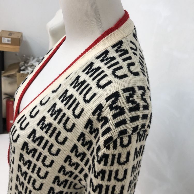 Miu Miu Miu Miu Logo Print Cardigan Size 38 Size XS / US 0-2 / IT 36-38 - 9 Thumbnail
