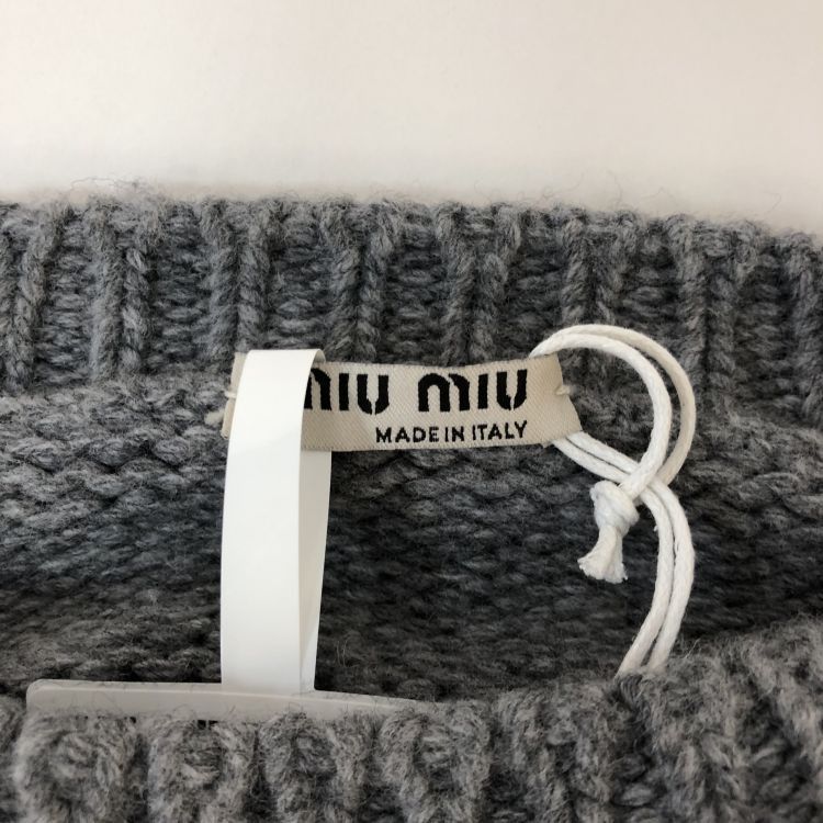 Miu Miu Miu Miu M Patch Wool Sweater Size 36 Size XS / US 0-2 / IT 36-38 - 3 Thumbnail