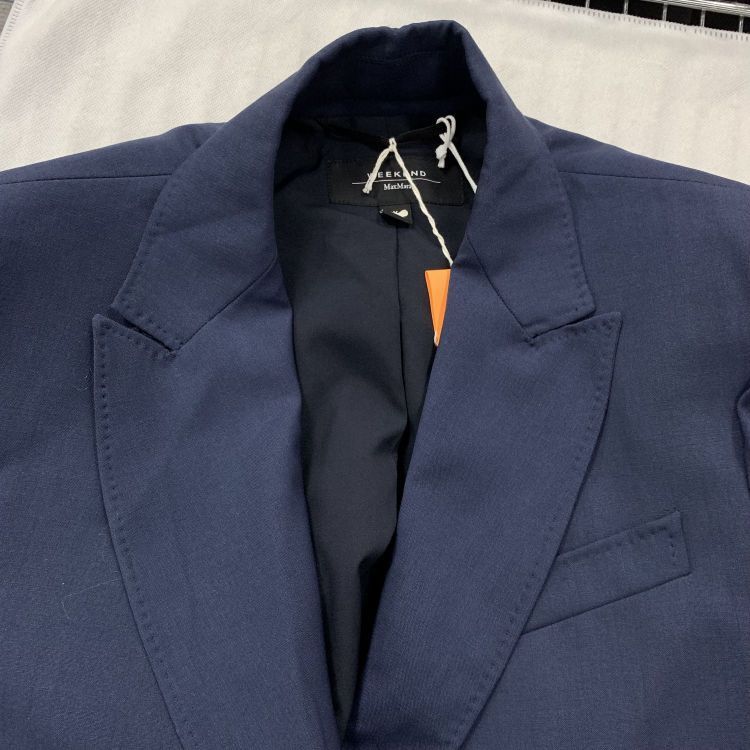 Weekend Max Mara Weekend Max Mara Navy Blue Virgin Wool Blazer Size 6 Size S / US 4 / IT 40 - 7 Thumbnail