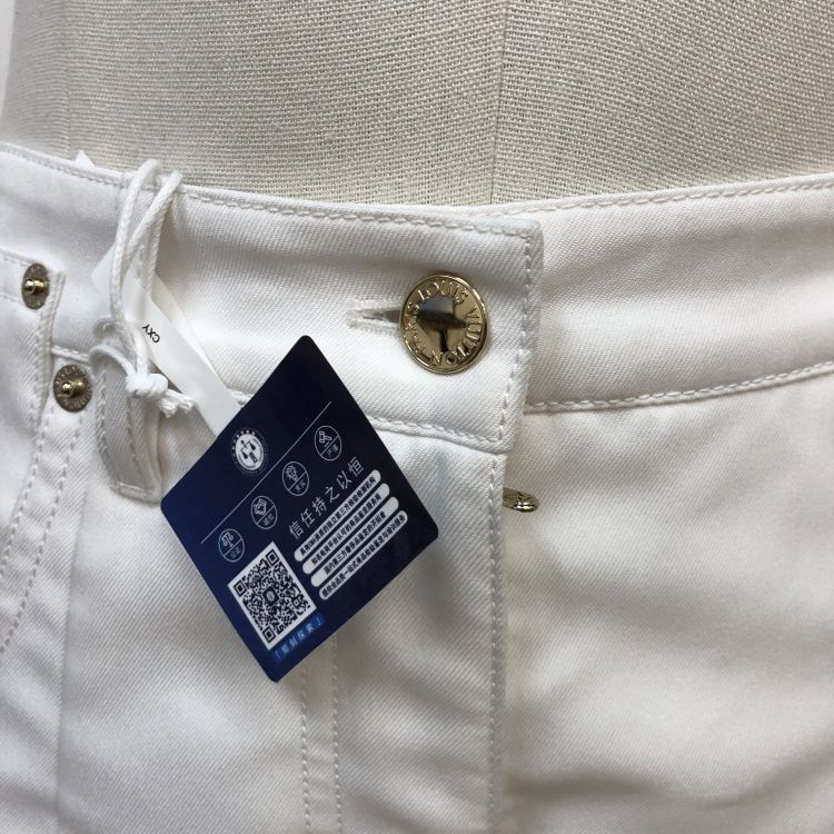 Louis Vuitton Louis Vuitton White Cotton Shorts Size 34 Size 24" / US 00 / IT 34 - 5 Thumbnail
