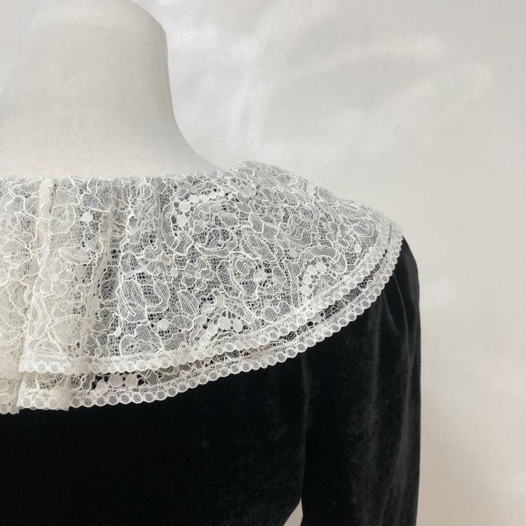 Miu Miu Miu Miu Lace Collar Velvet Blouse Size 38 Size XS / US 0-2 / IT 36-38 - 9 Thumbnail