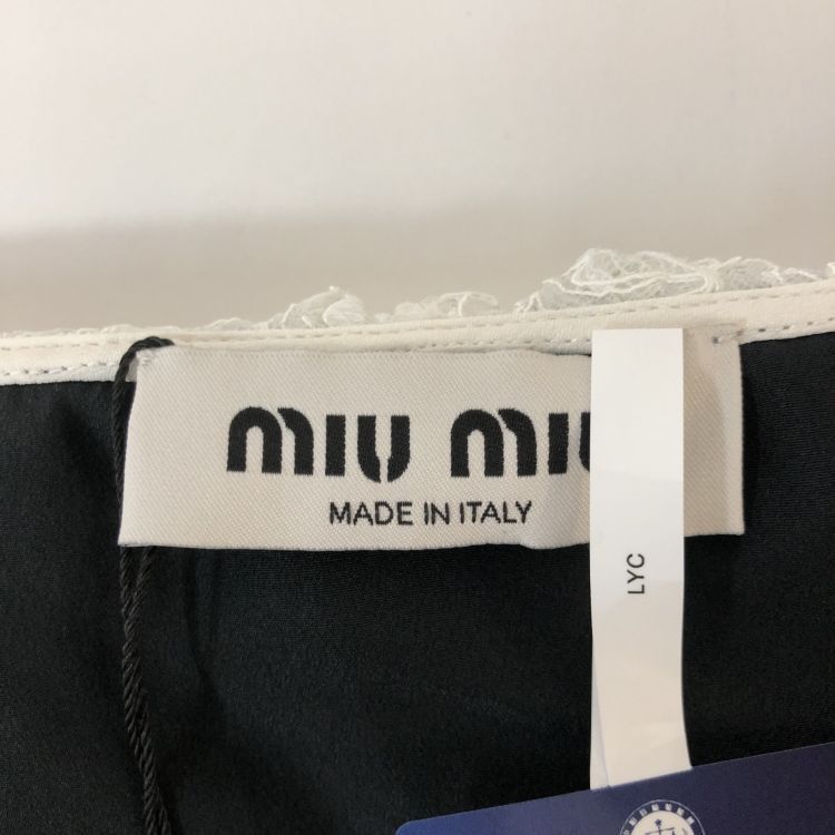 Miu Miu Miu Miu Lace Collar Velvet Blouse Size 38 Size XS / US 0-2 / IT 36-38 - 3 Thumbnail