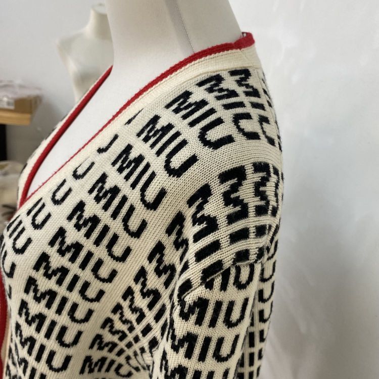 Miu Miu Miu Miu Logo Knit Cardigan Size 38 Size XS / US 0-2 / IT 36-38 - 13 Thumbnail
