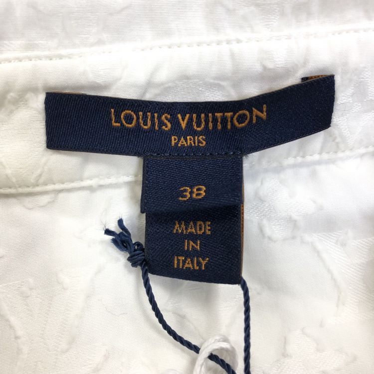 Louis Vuitton Louis Vuitton Monogram Embossed Button Up Shirt Size 38 Size XS / US 0-2 / IT 36-38 - 3 Thumbnail