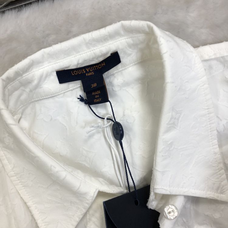 Louis Vuitton Louis Vuitton Monogram Embossed Button Up Shirt Size 38 Size XS / US 0-2 / IT 36-38 - 8 Thumbnail