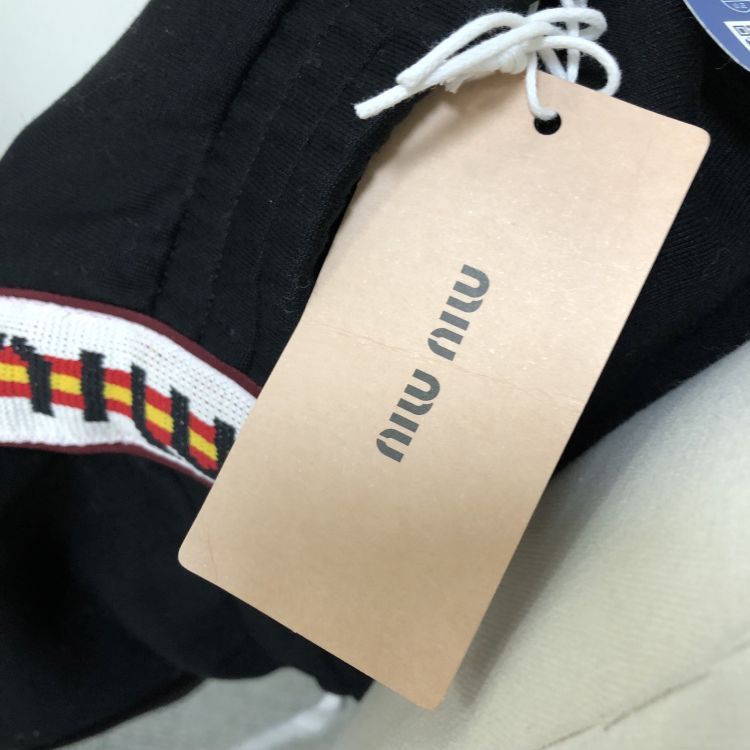 Miu Miu Miu Miu Logo Tape Mini Skirt XS Size 26" / US 2 / IT 38 - 10 Thumbnail