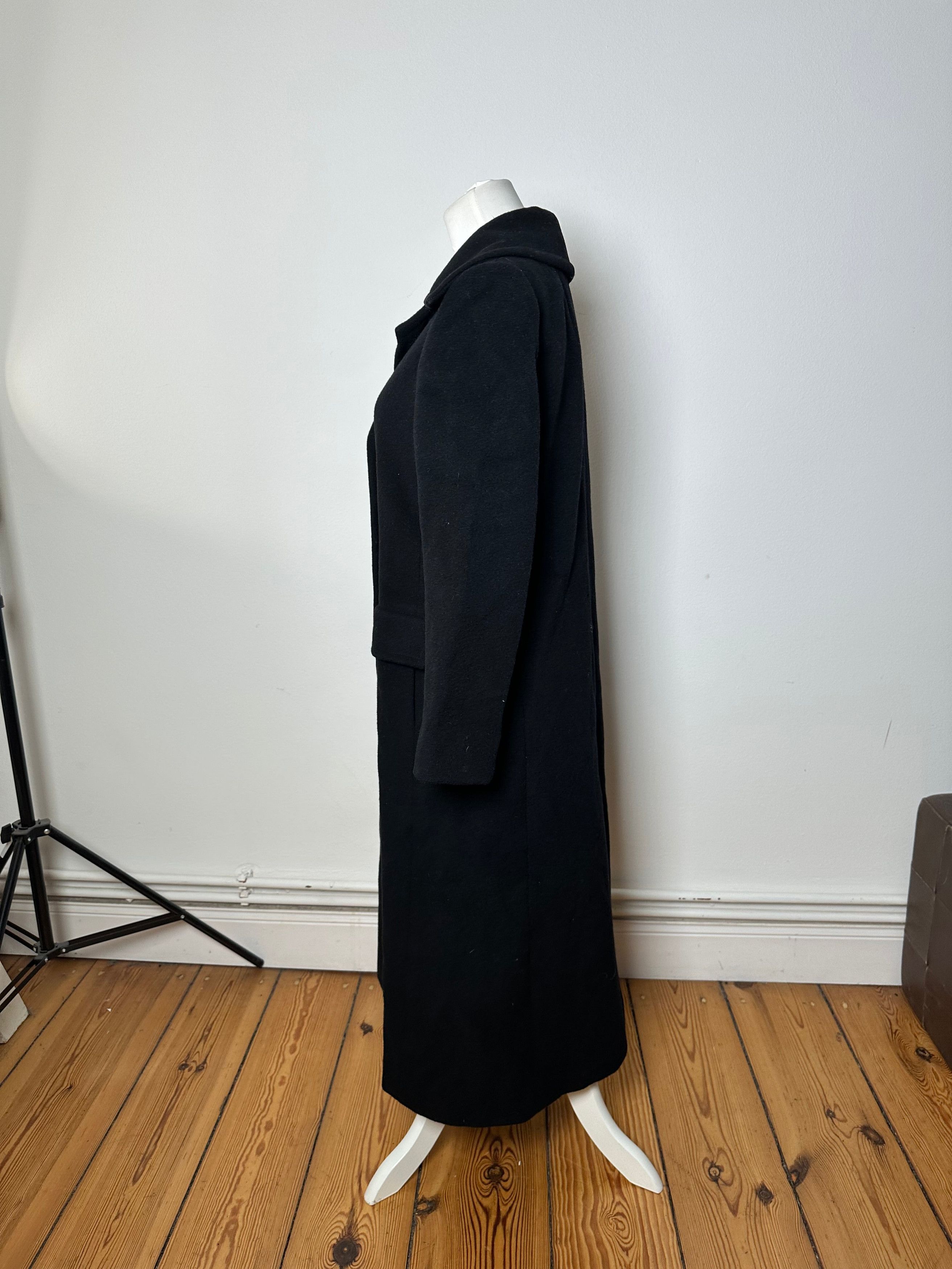 Givenchy Vintage Nouvelle Boutique Wool Long Coat Black S Size S / US 4 / IT 40 - 2 Thumbnail