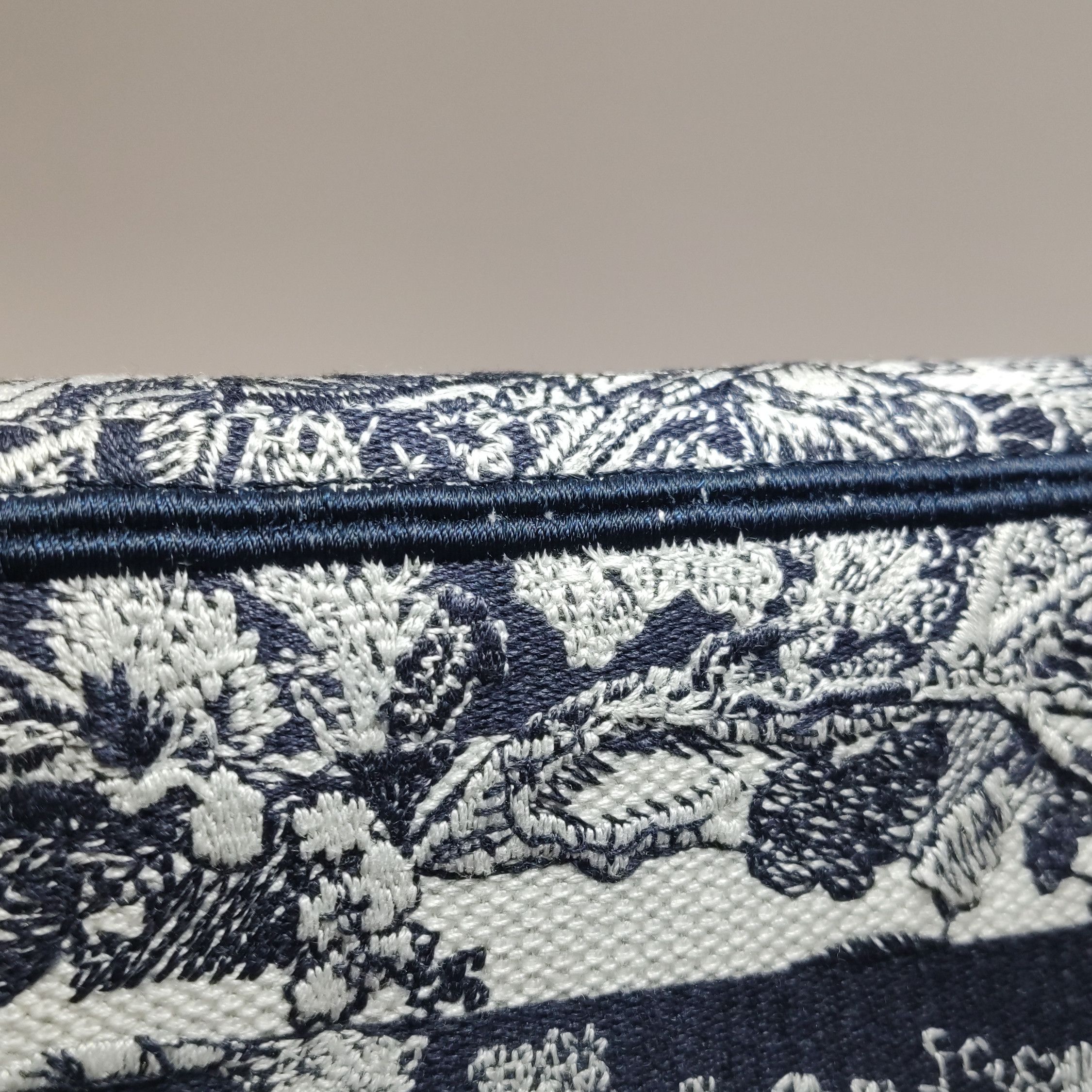 Dior Dior Women os Shoulder Bags Size ONE SIZE - 18 Thumbnail