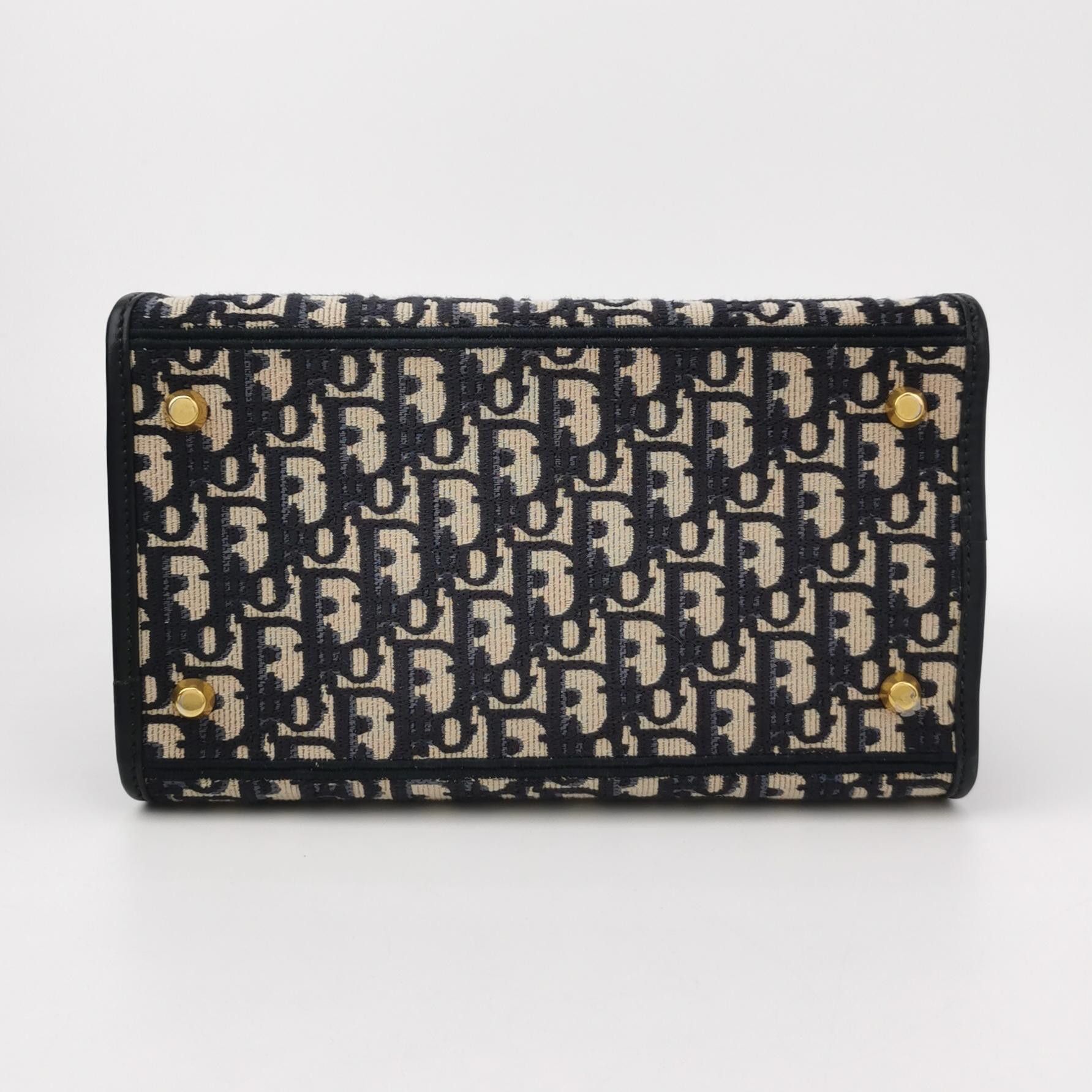 Dior Dior Women os Shoulder Bags Size ONE SIZE - 6 Thumbnail