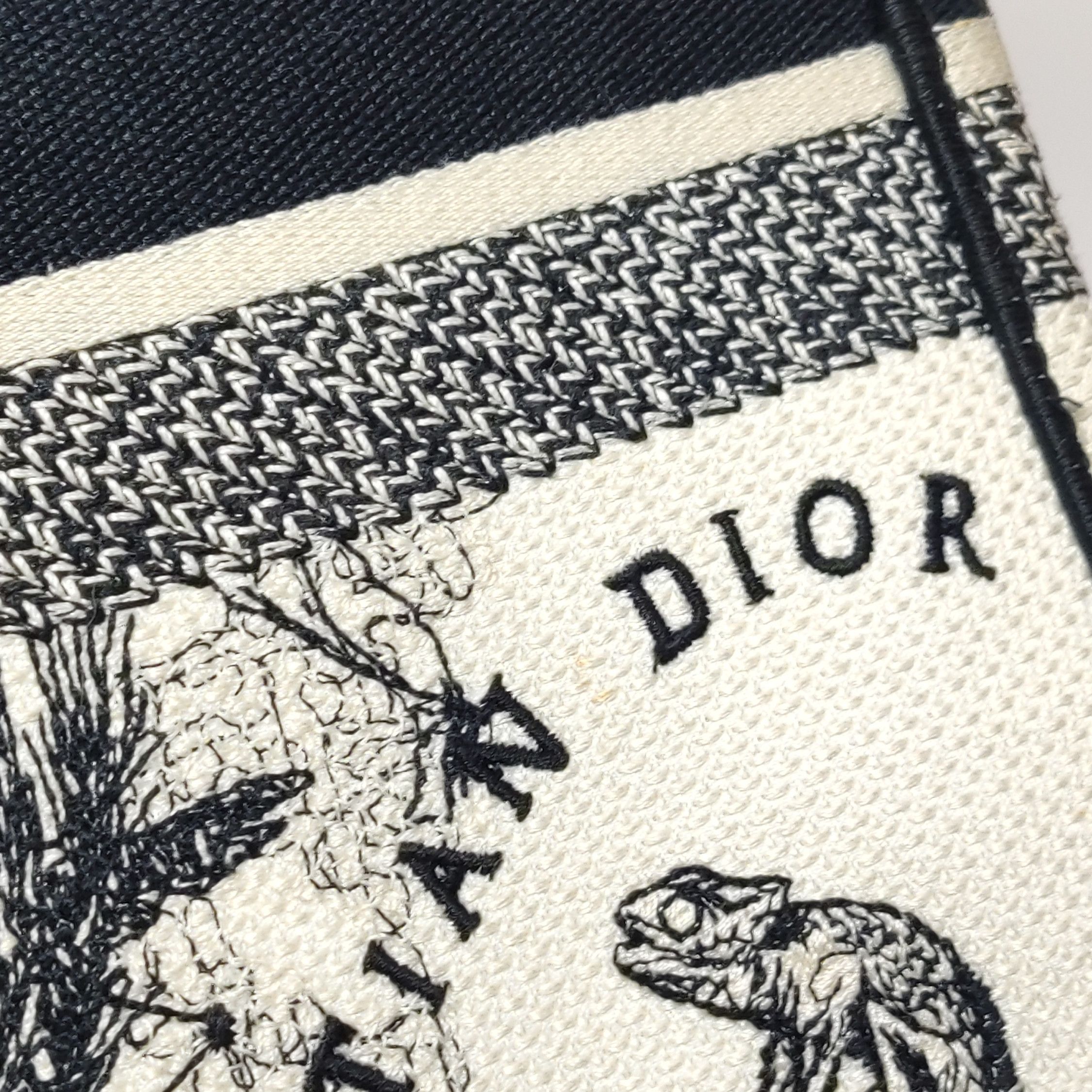 Dior Dior Women os Tote Bags Size ONE SIZE - 20 Thumbnail