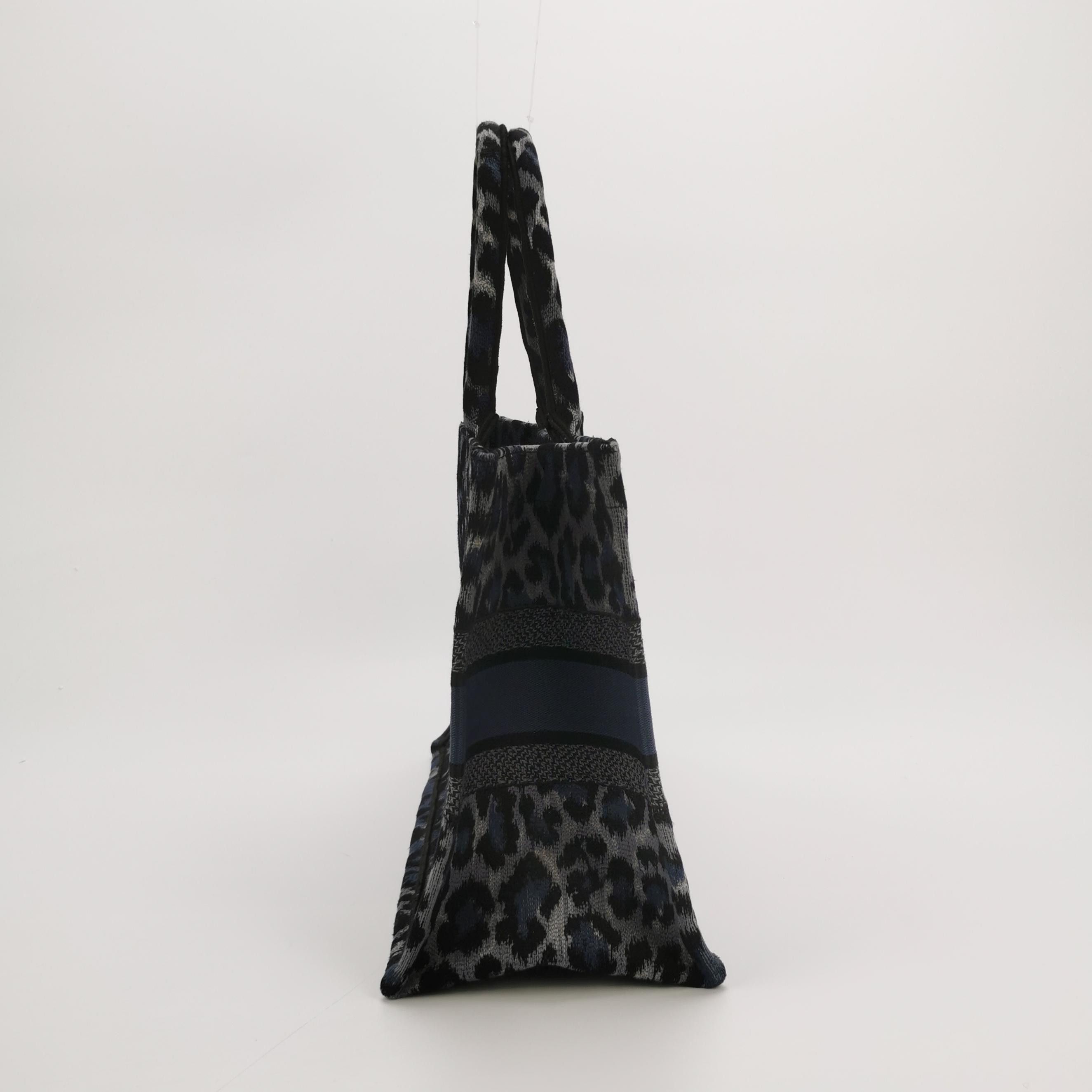 Dior Dior Women os Tote Bags Size ONE SIZE - 3 Thumbnail