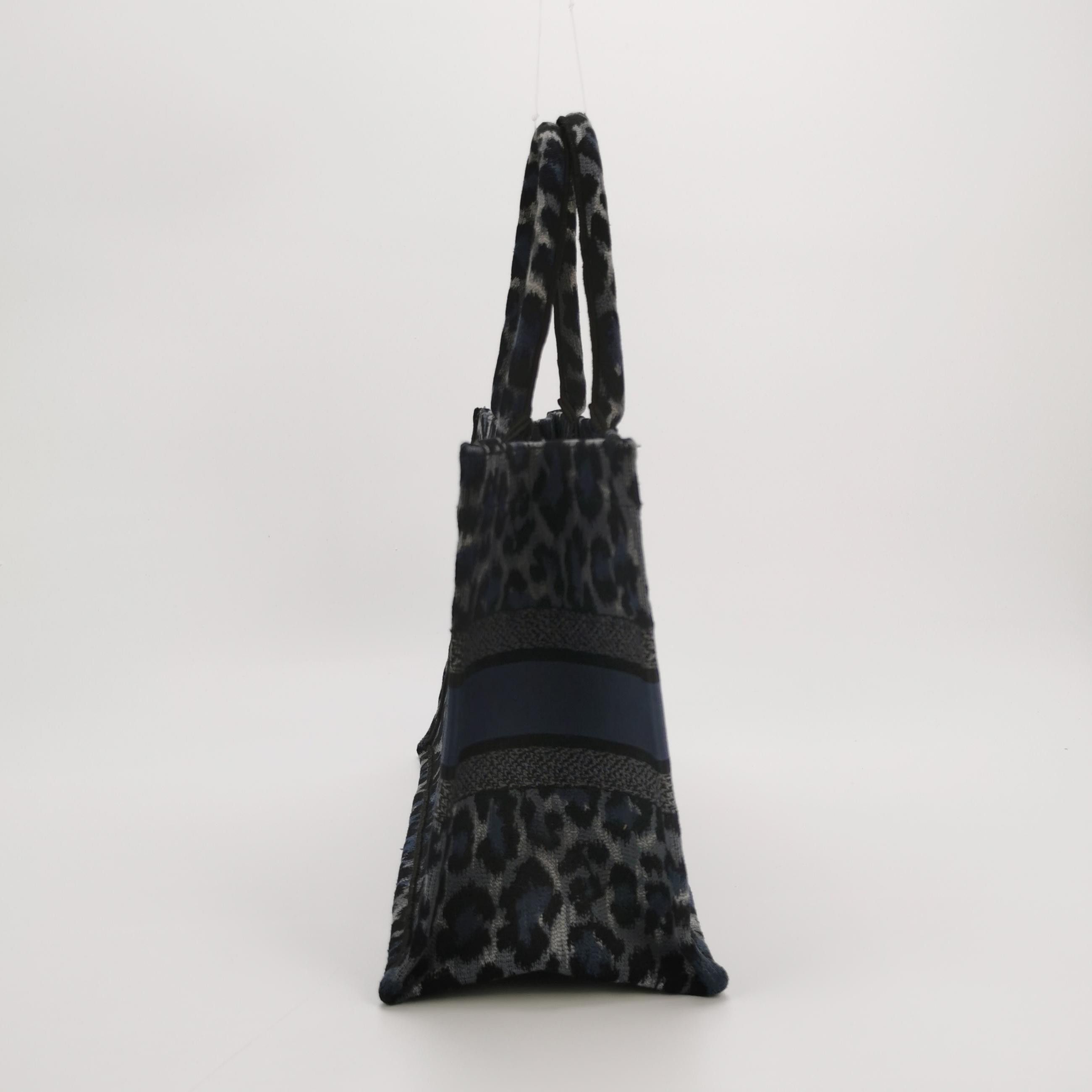 Dior Dior Women os Tote Bags Size ONE SIZE - 4 Thumbnail