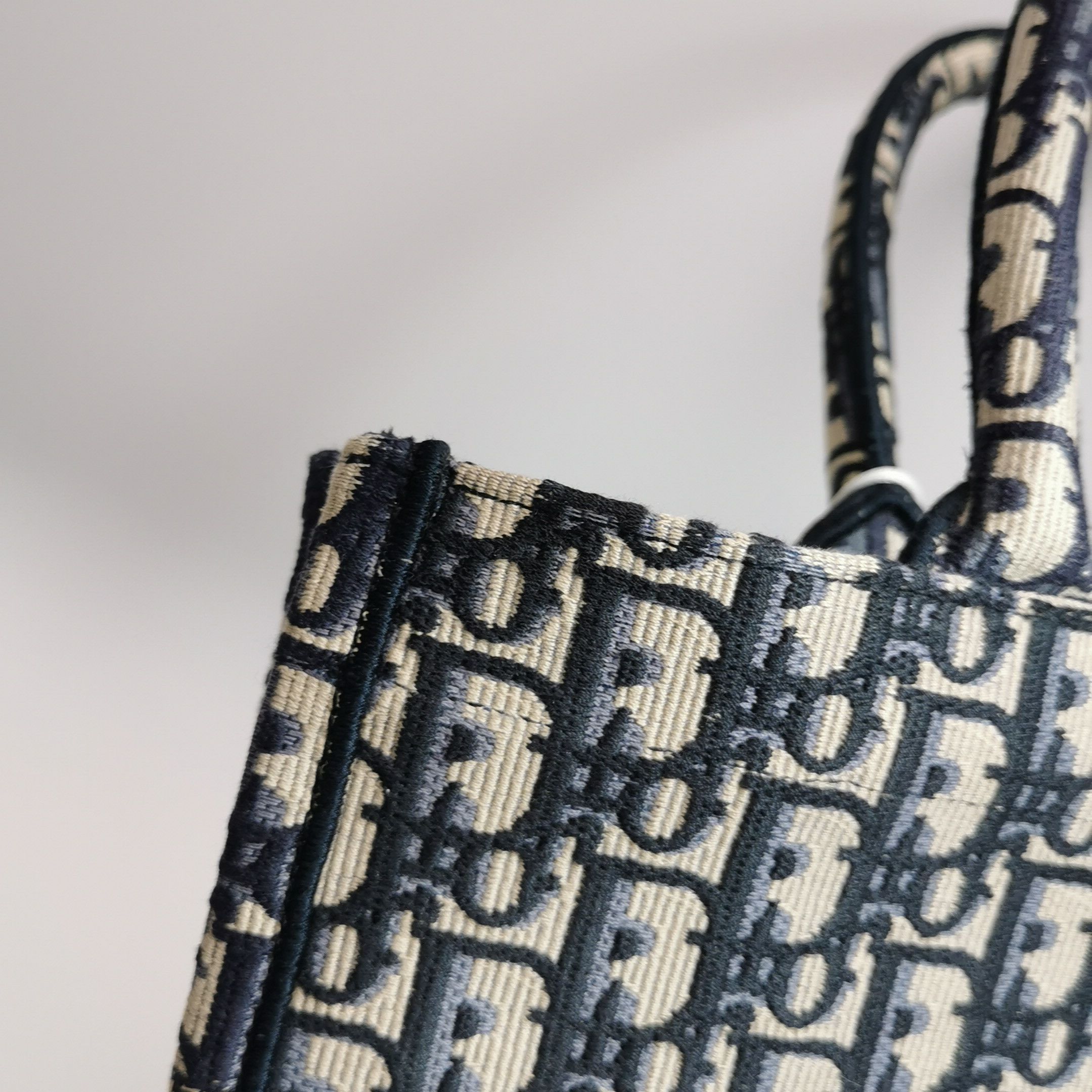 Dior Dior Women os Tote Bags Size ONE SIZE - 17 Thumbnail