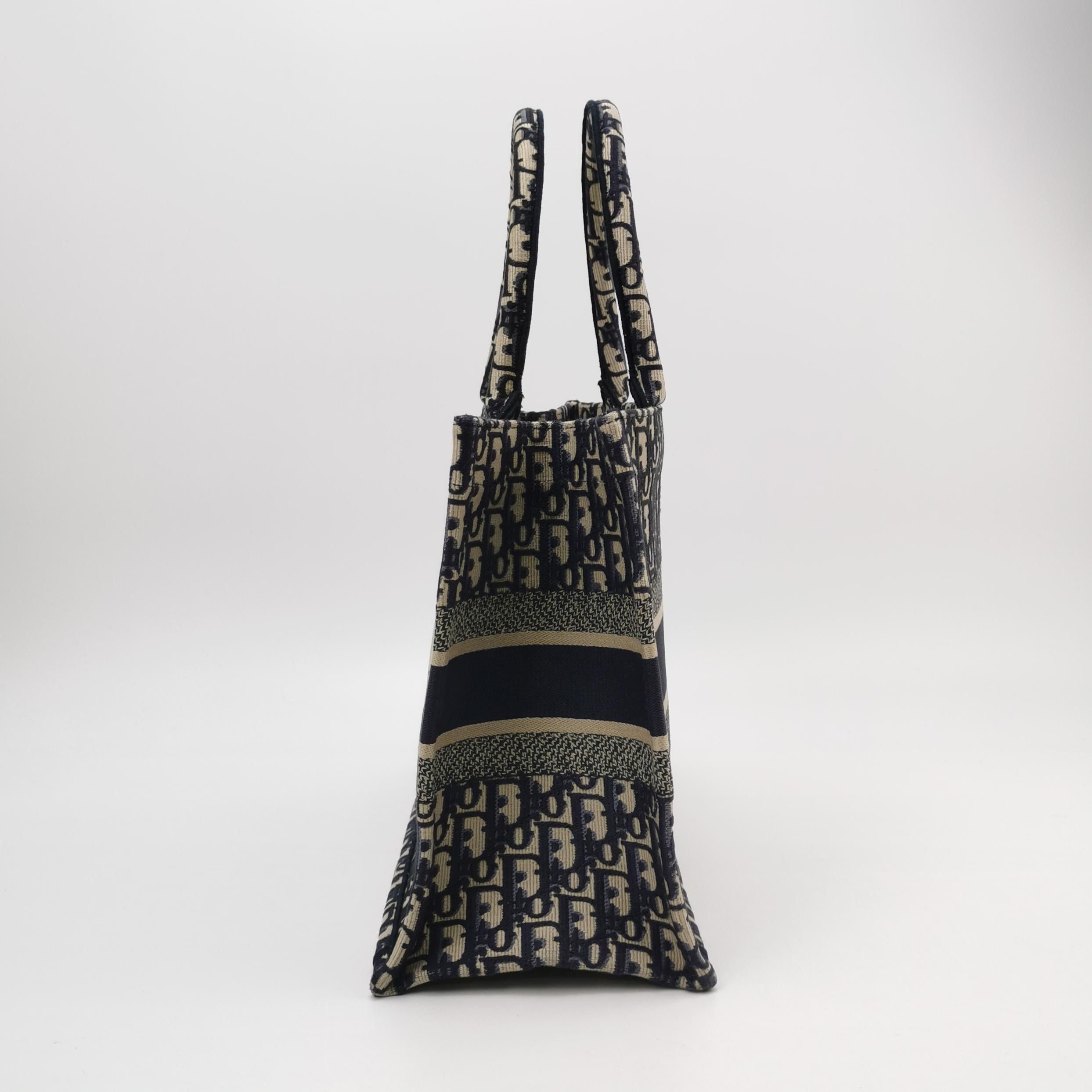 Dior Dior Women os Tote Bags Size ONE SIZE - 3 Thumbnail