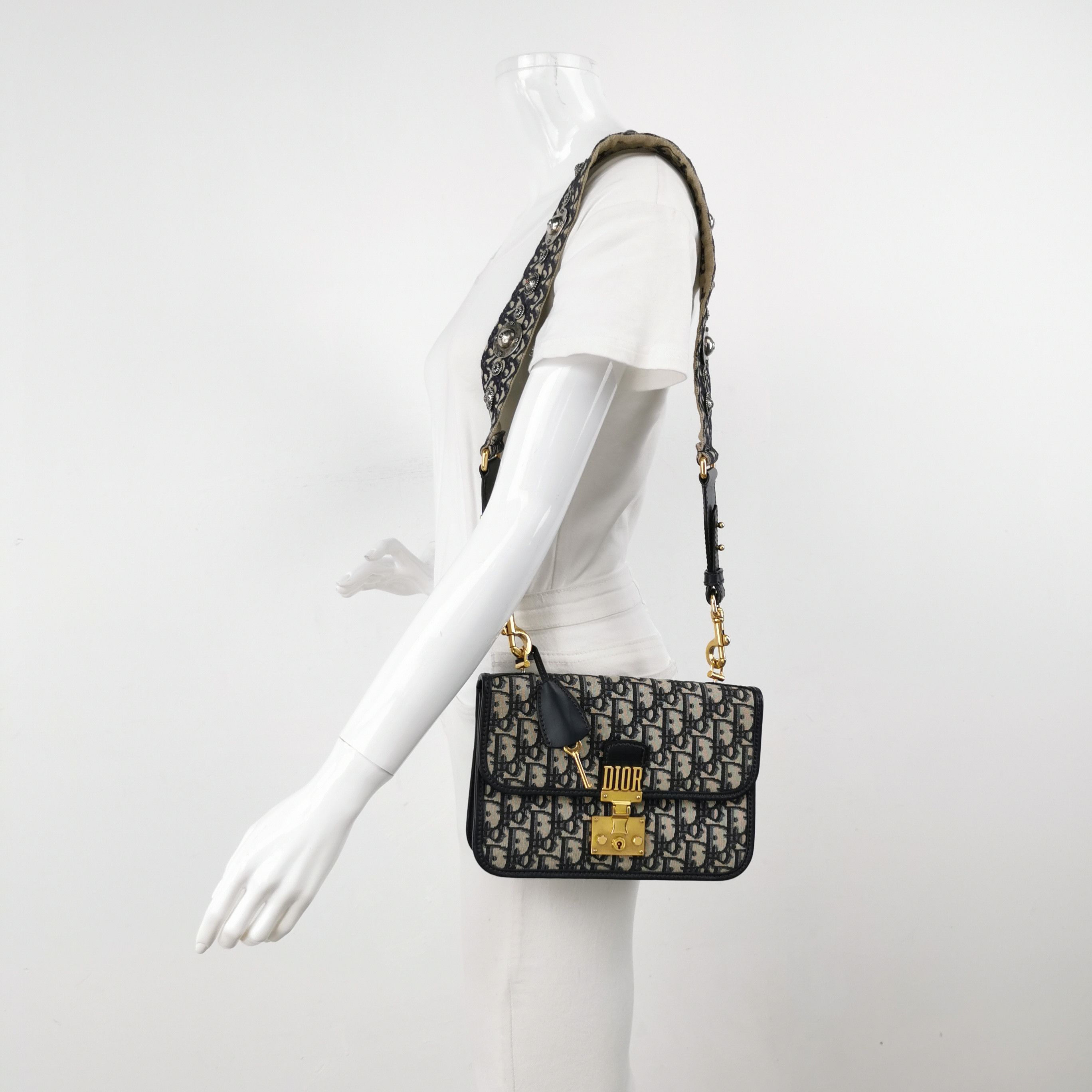 Dior Dior Women os Shoulder Bags Size ONE SIZE - 2 Thumbnail