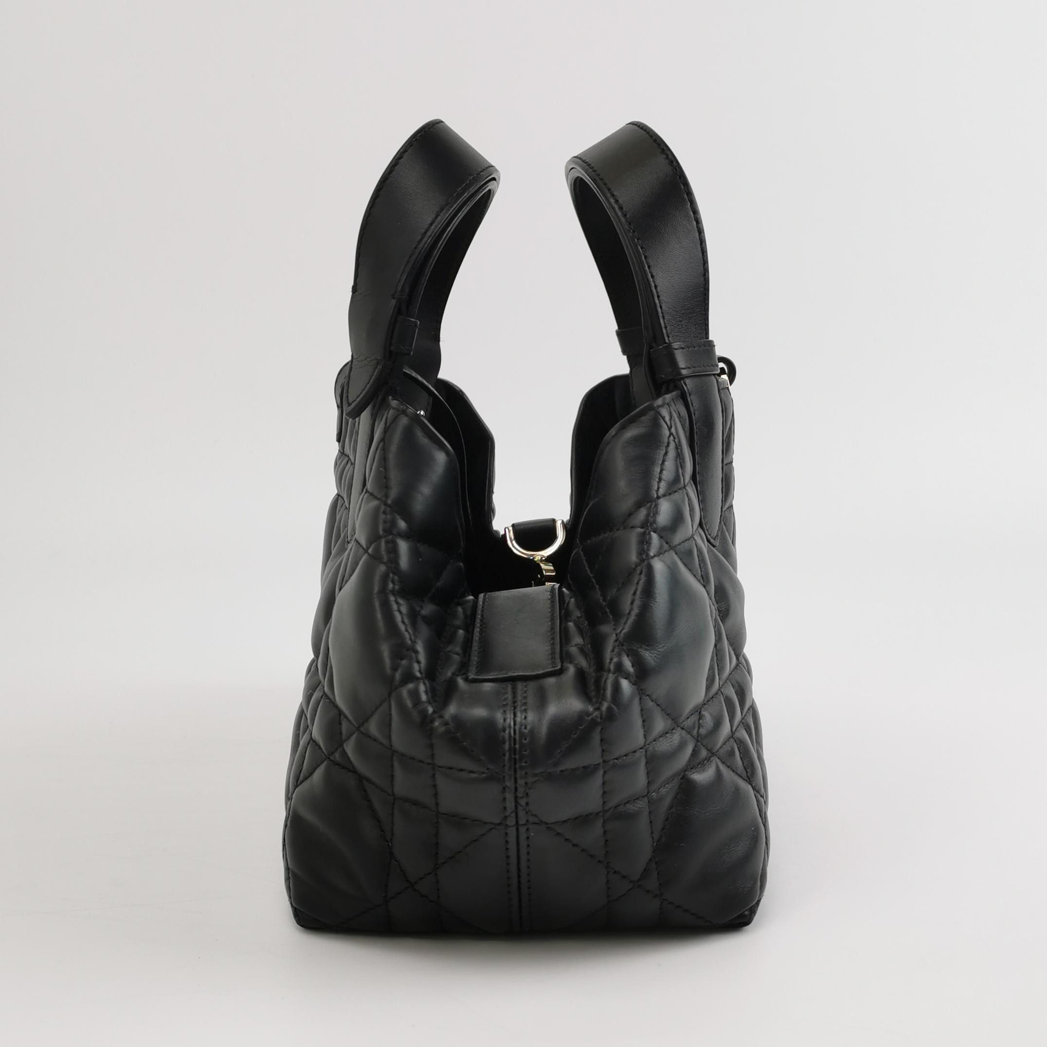 Dior Dior Women os Tote Bags Size ONE SIZE - 3 Thumbnail