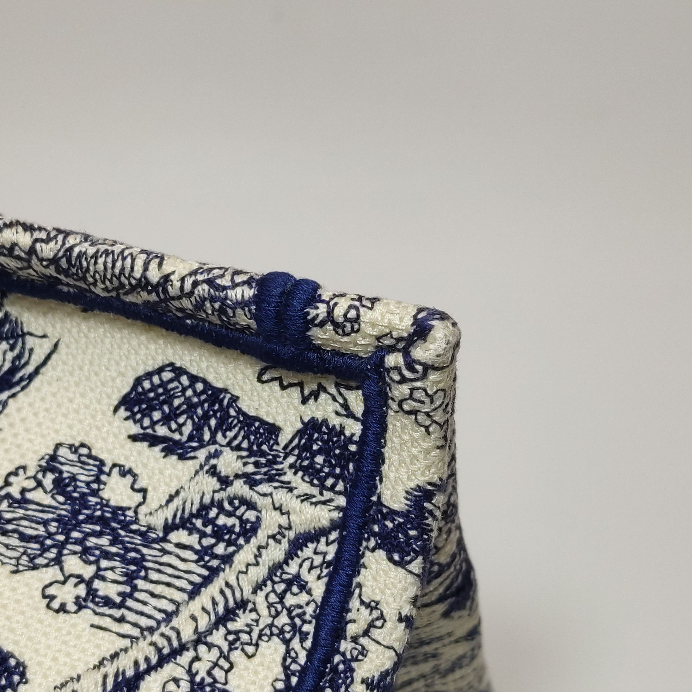 Dior Dior Women os Tote Bags Size ONE SIZE - 11 Thumbnail