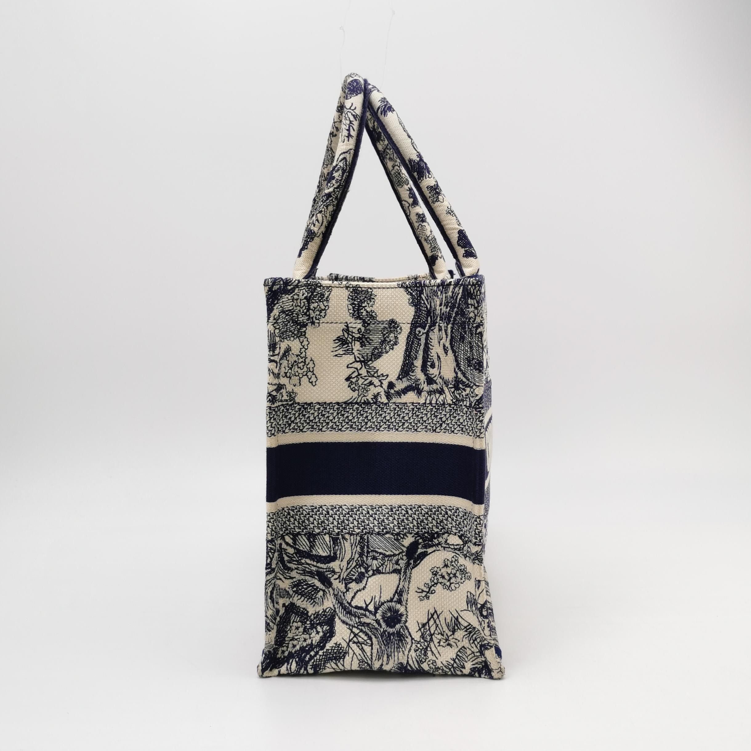 Dior Dior Women os Tote Bags Size ONE SIZE - 4 Thumbnail