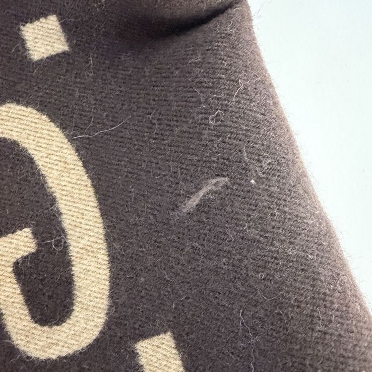 Gucci Gucci GG Logo Wool Silk Scarf ONE SIZE Size ONE SIZE - 8 Thumbnail