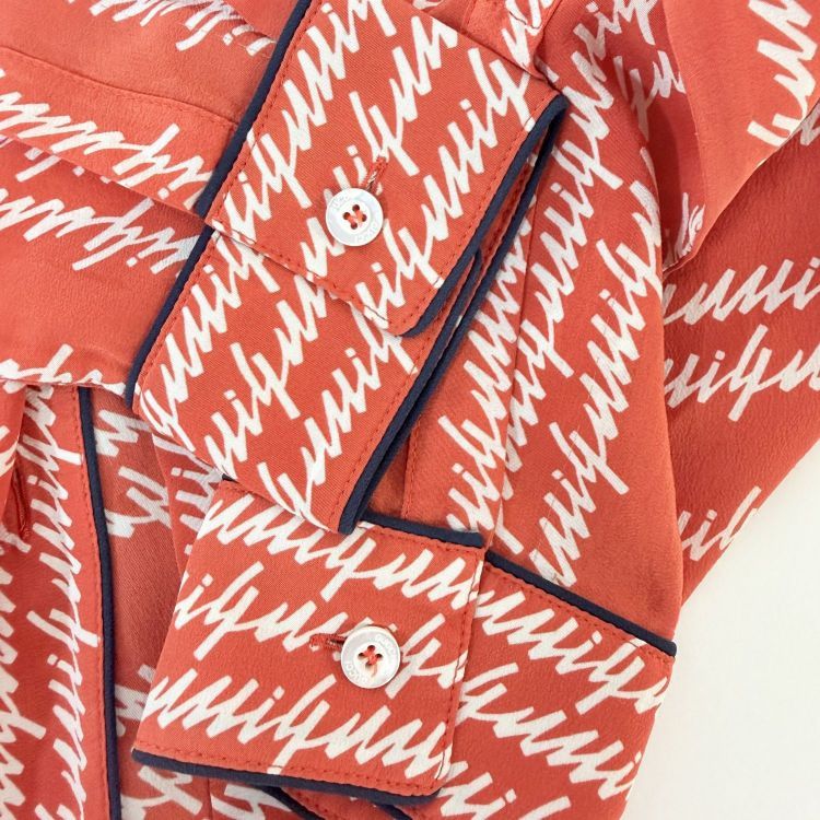 Gucci Gucci Script Print Button Up Shirt Size 38 Size XS / US 0-2 / IT 36-38 - 12 Thumbnail