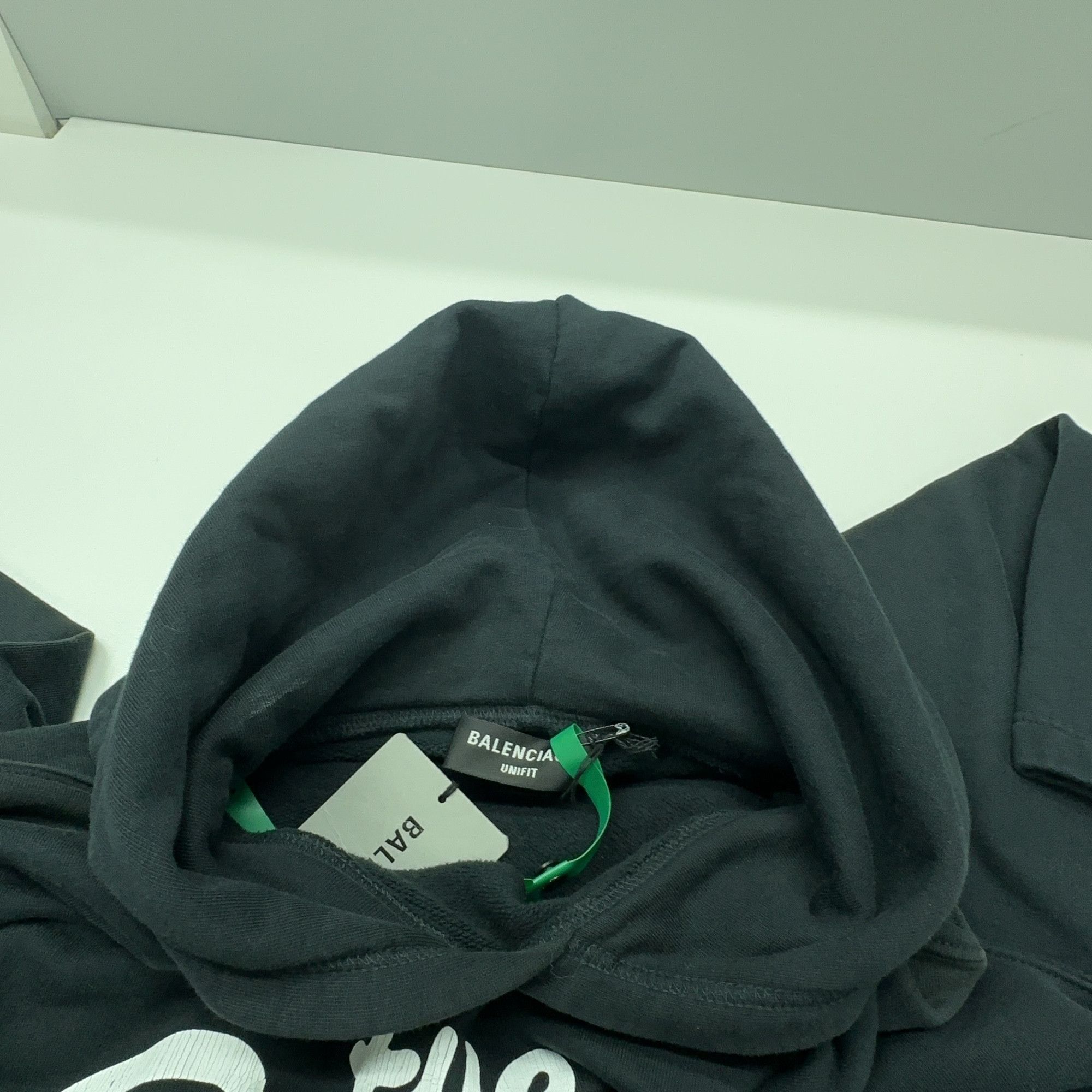 Balenciaga Balenciaga x The Simpsons Hoodie Size S Size US S / EU 44-46 / 1 - 10 Thumbnail