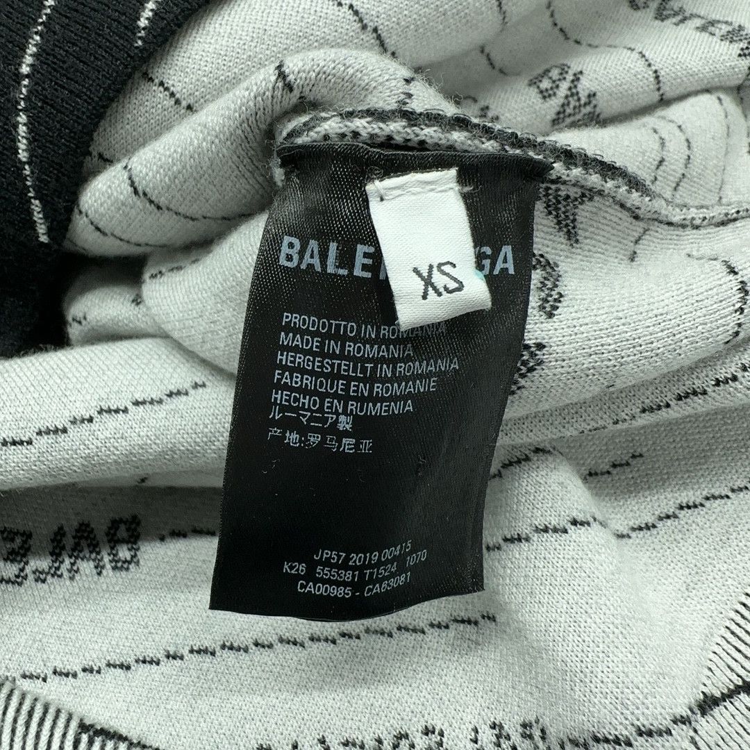 Balenciaga Balenciaga All Over Logo Sweater Size XS Size US XS / EU 42 / 0 - 4 Thumbnail