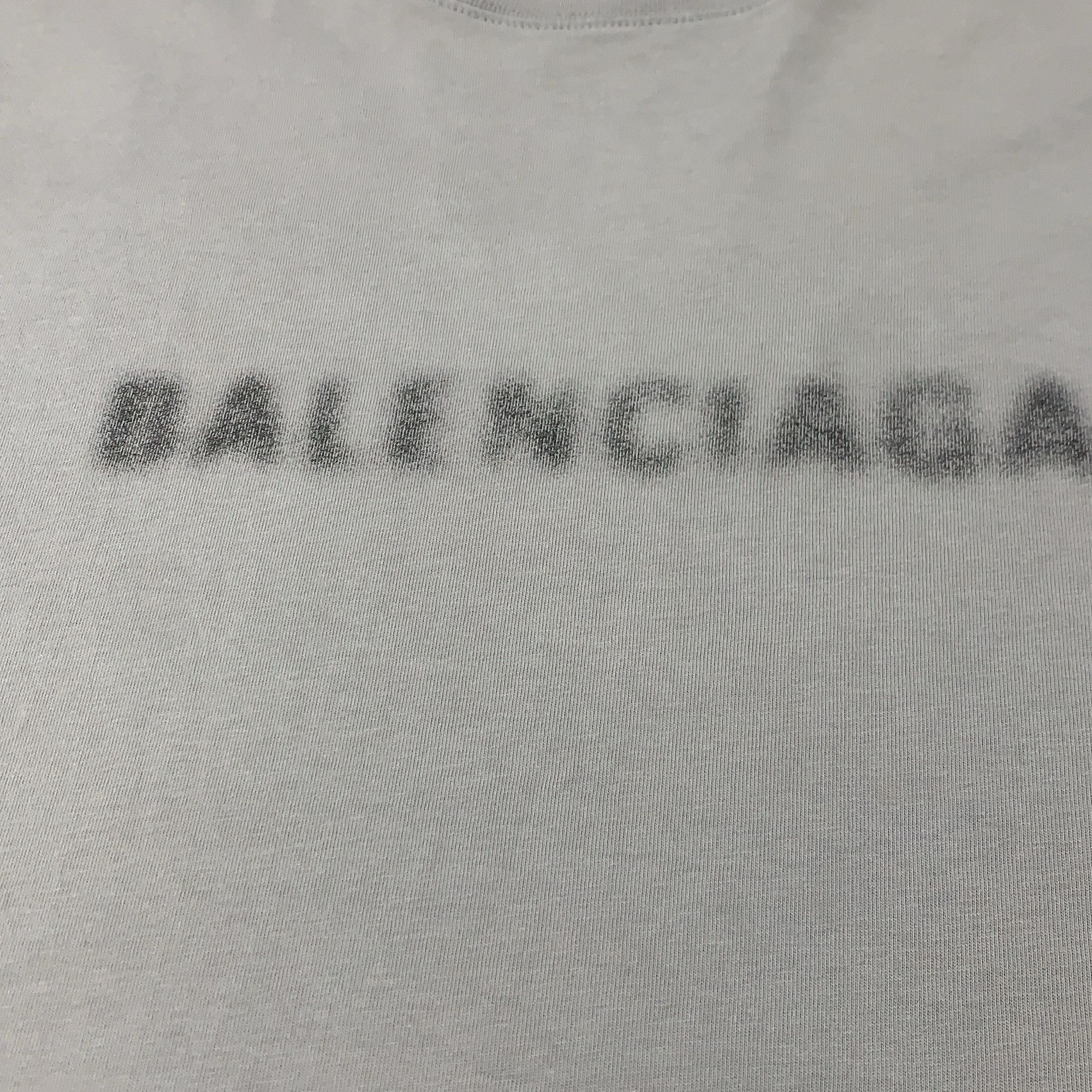 Balenciaga Balenciaga Logo Distressed T-Shirt Size S Size US S / EU 44-46 / 1 - 8 Thumbnail