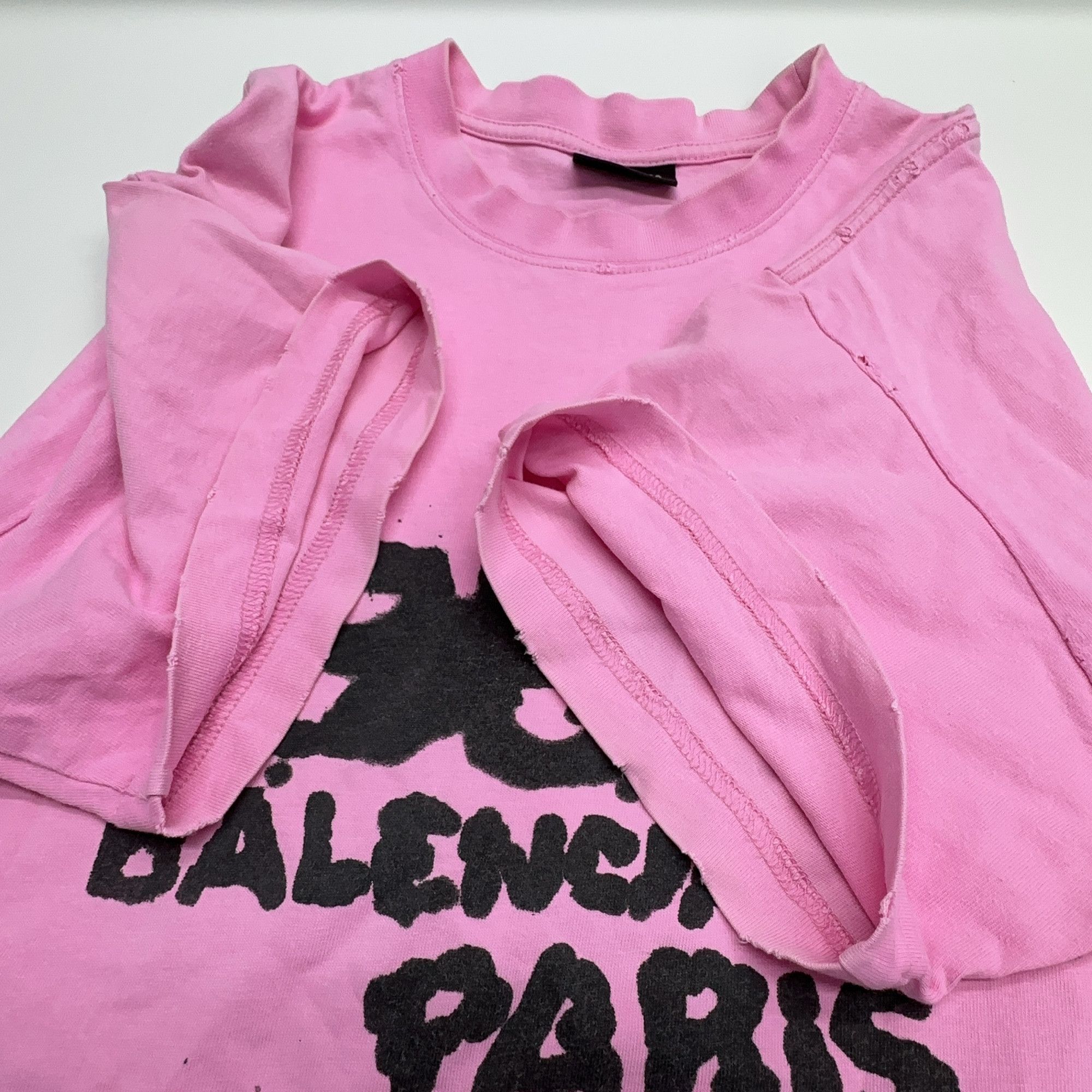 Balenciaga Balenciaga Pink Hand Drawn BB Icon T-Shirt Size S Size S / US 4 / IT 40 - 6 Thumbnail